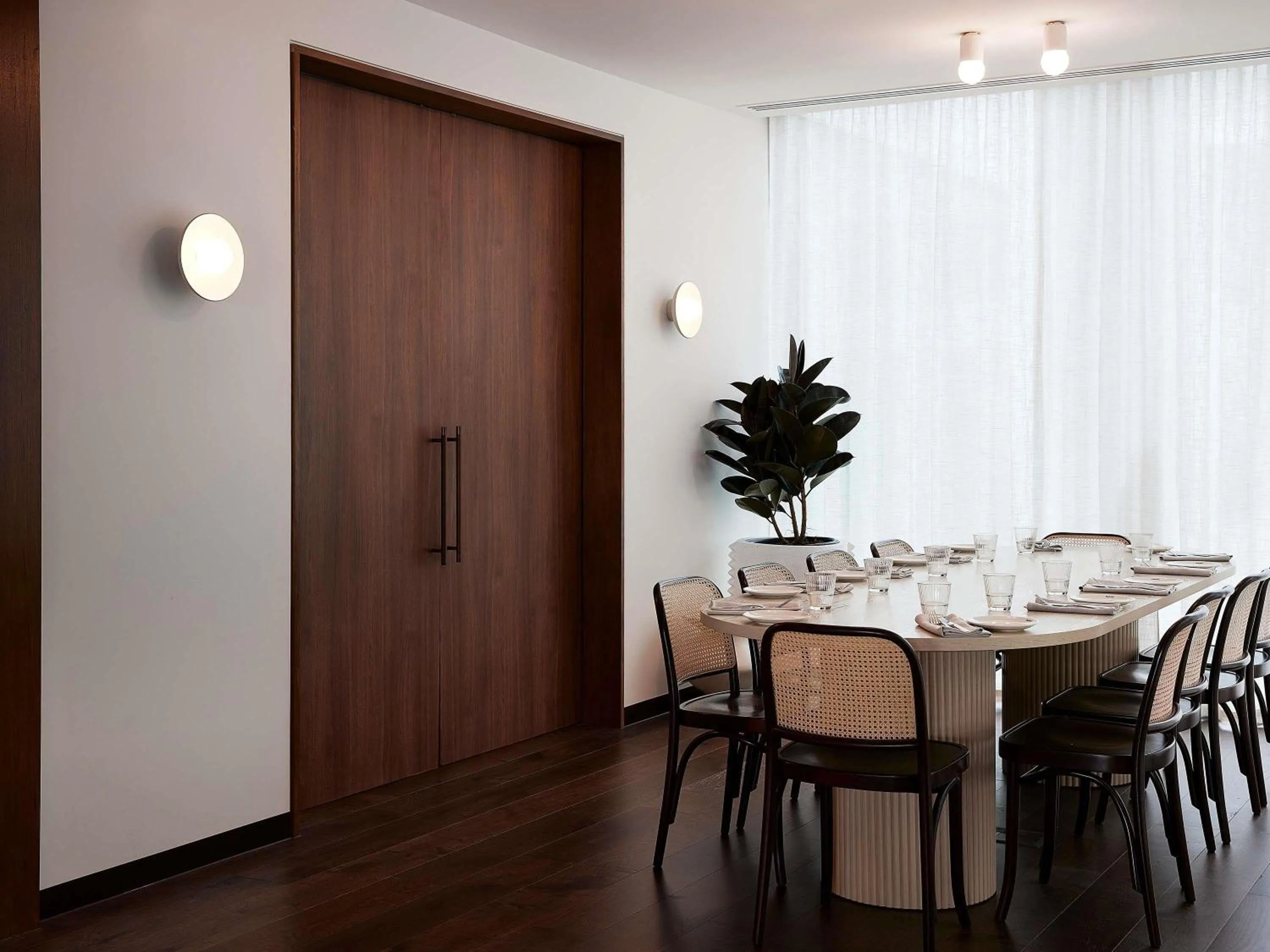 Restaurant/places to eat in Novotel Geelong