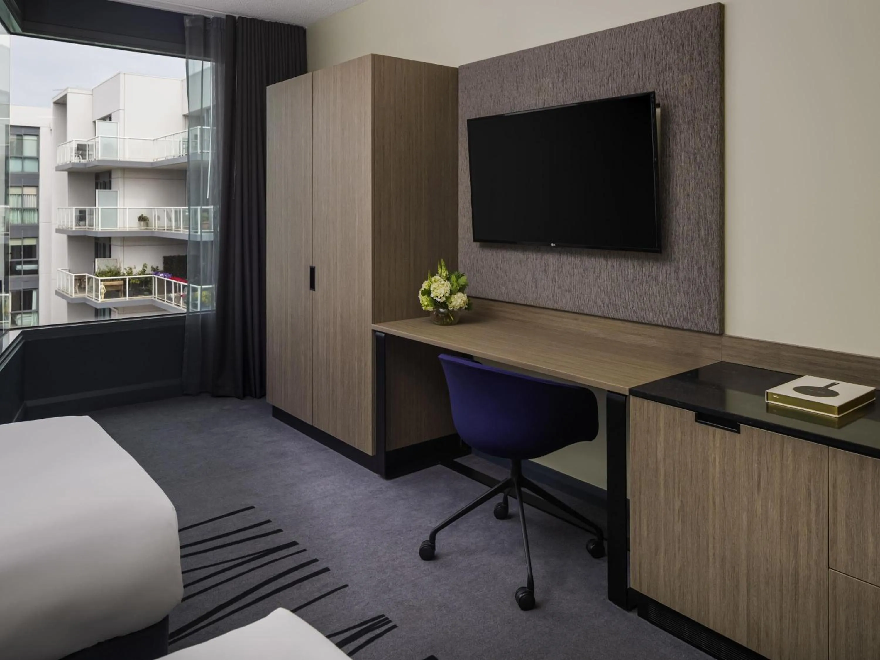 Bedroom, Bed in Novotel Geelong