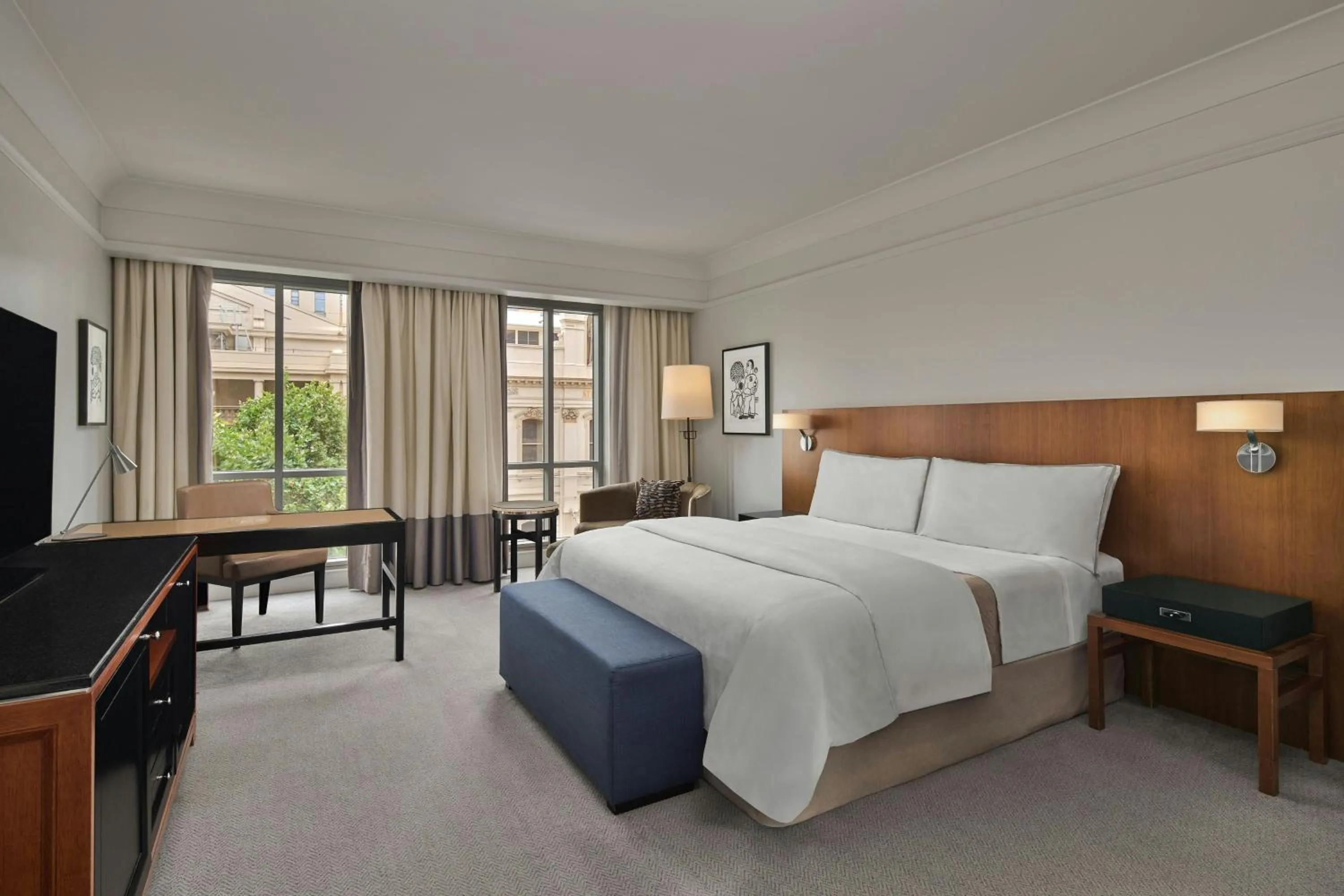 Photo of the whole room, Bed in The Westin Melbourne