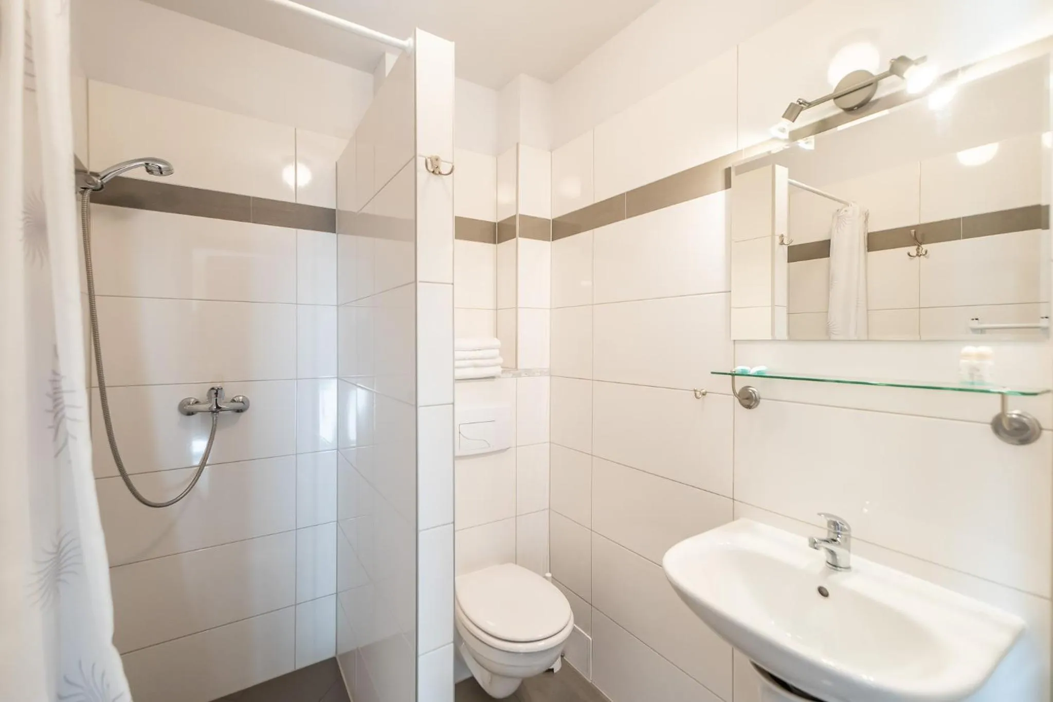 Shower in Pensjonat Zenit