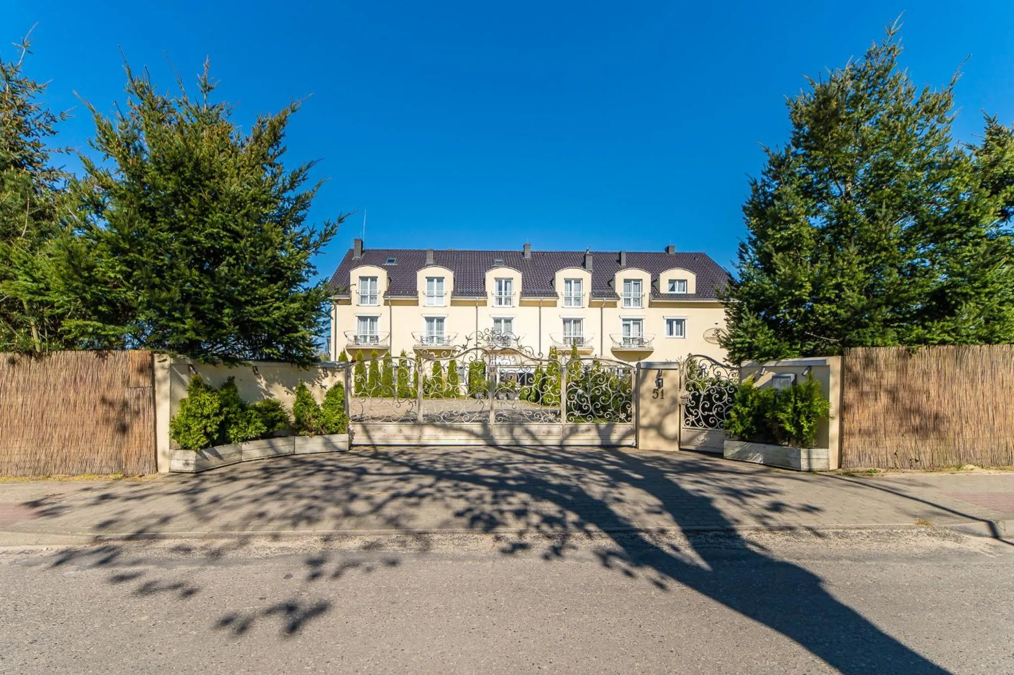 Property building in Pensjonat Zenit