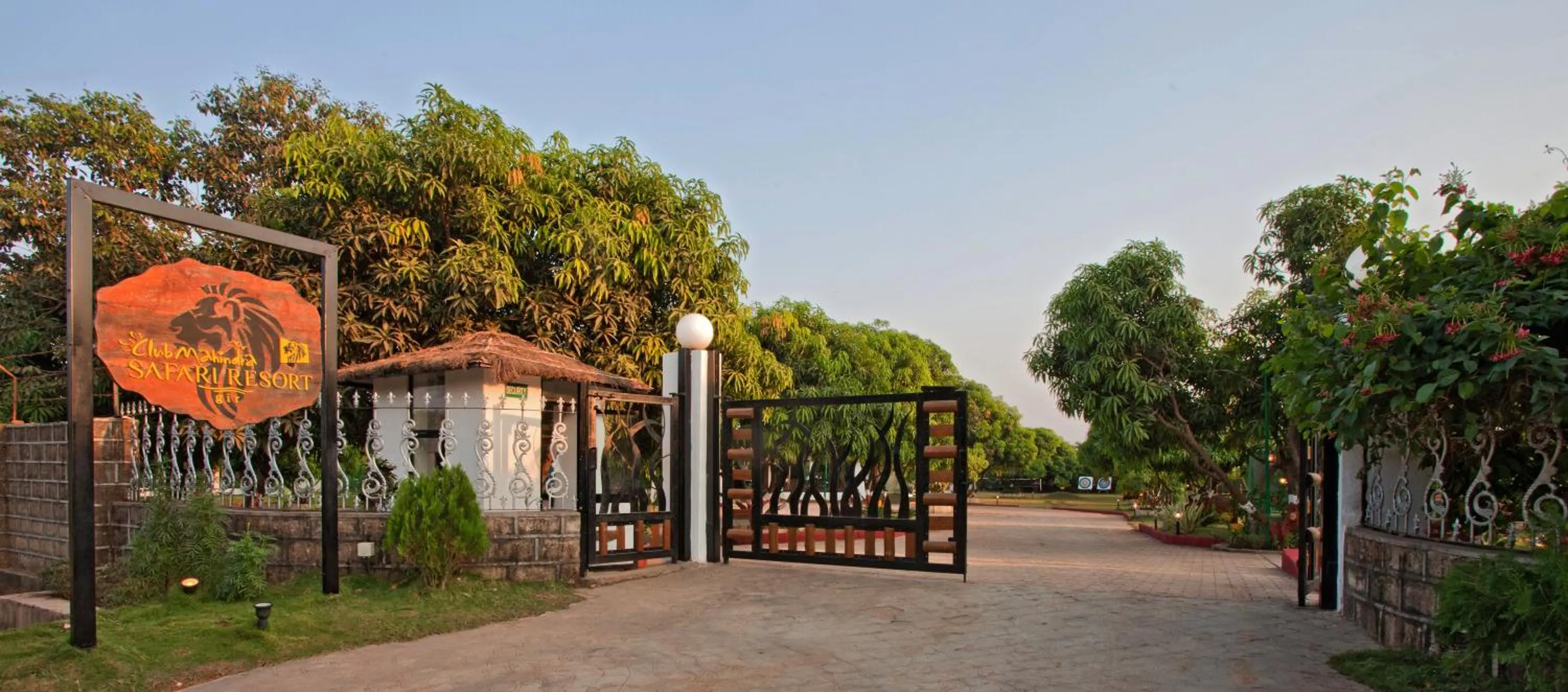 Facade/entrance in Club Mahindra Sasan Gir