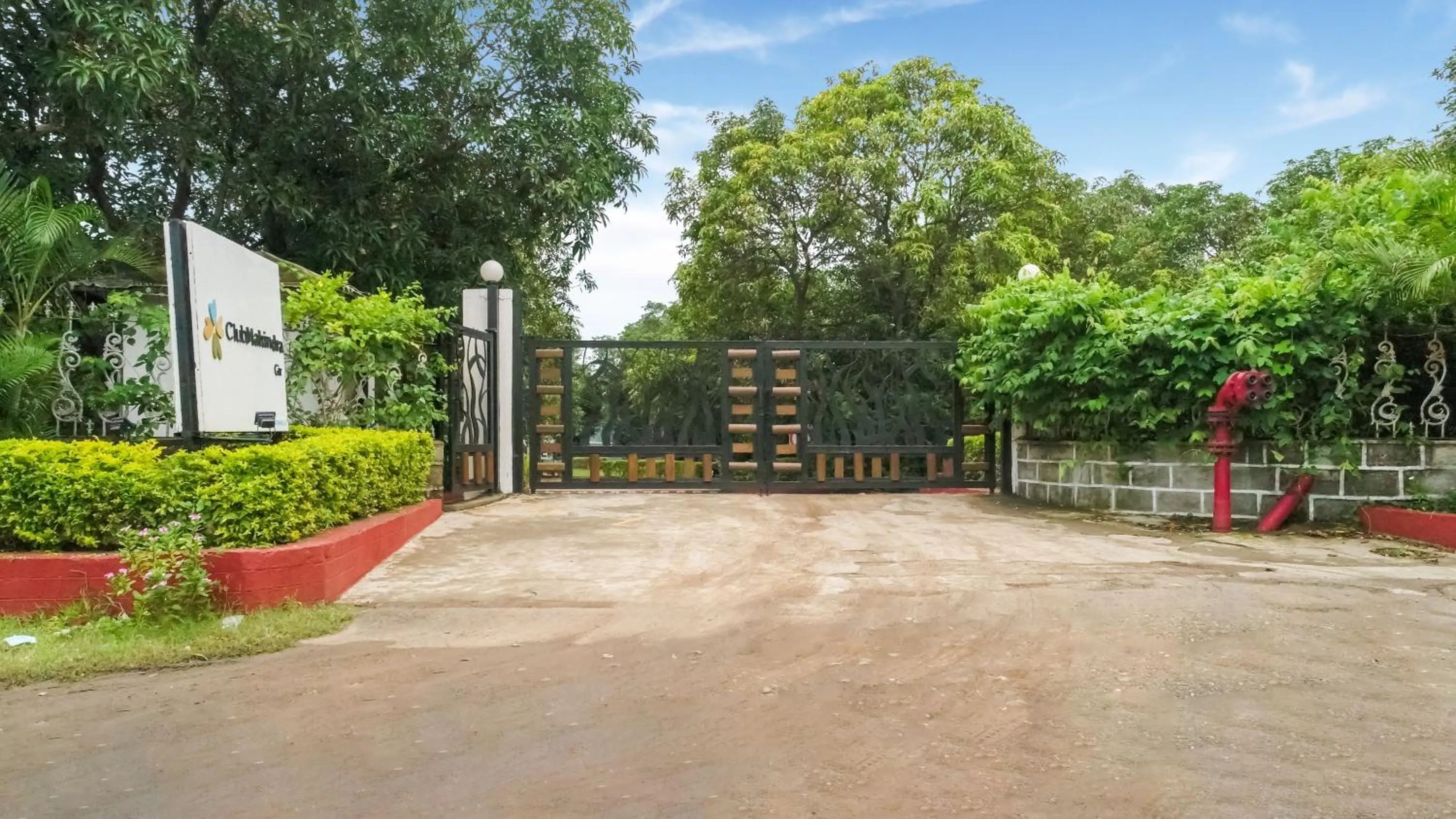 Facade/entrance in Club Mahindra Sasan Gir