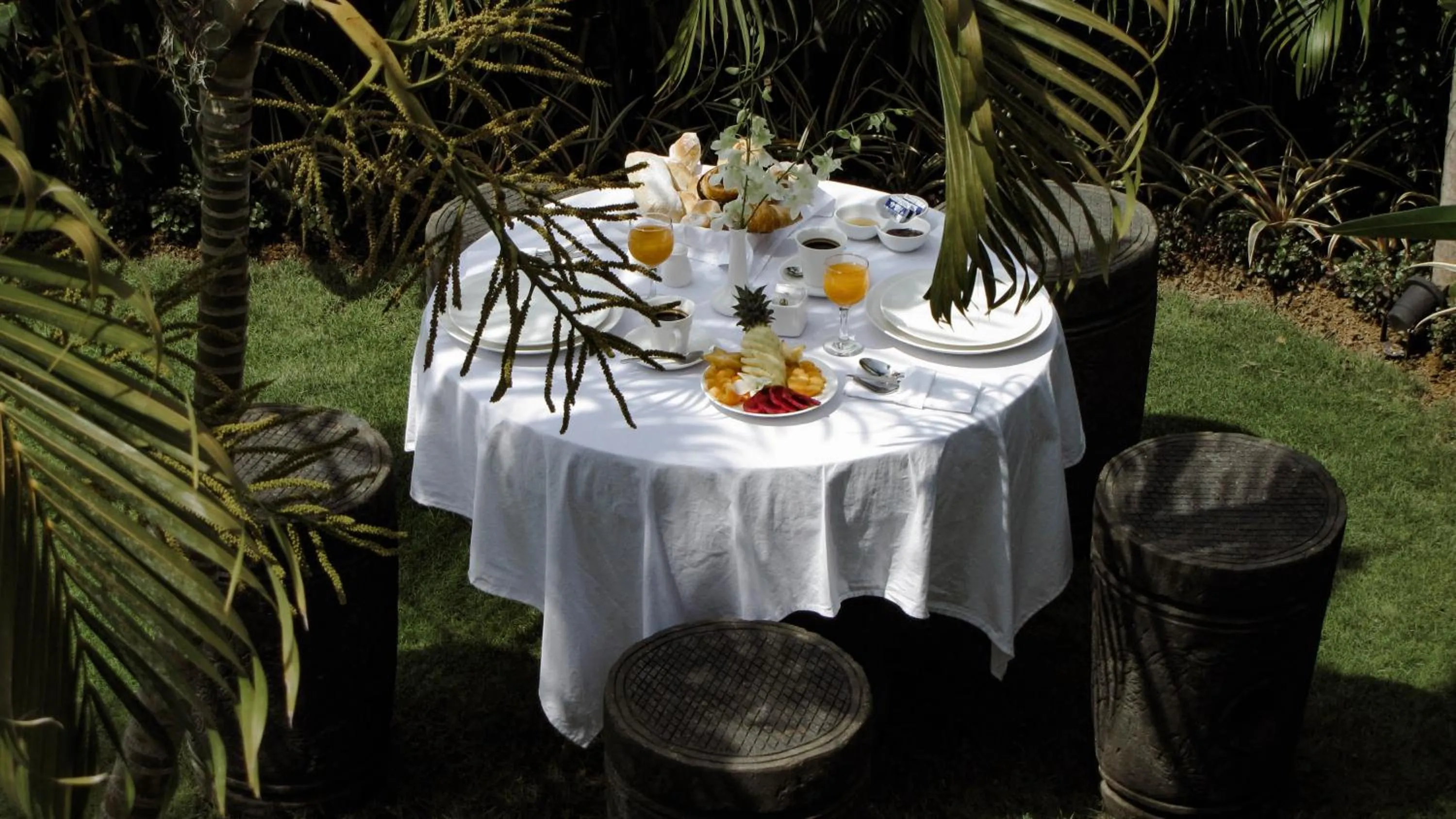 Garden in Villa Chocolat Seminyak