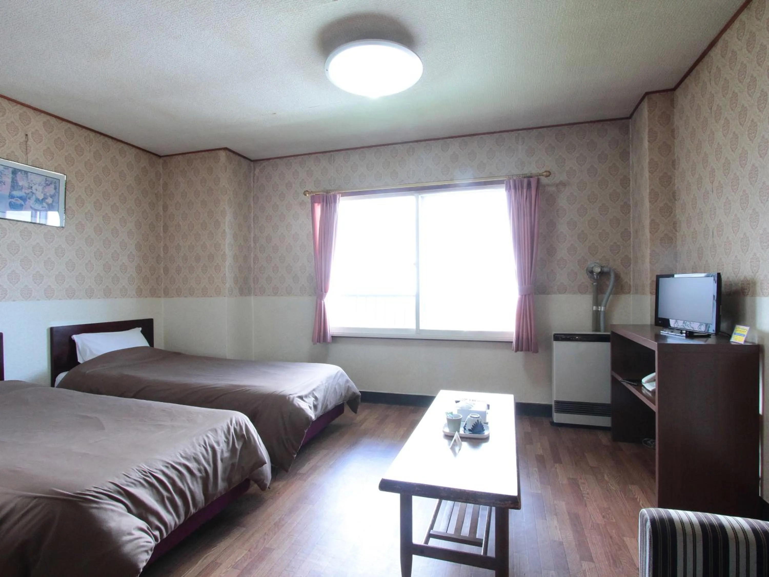 Photo of the whole room, Bed in Hotel Moc