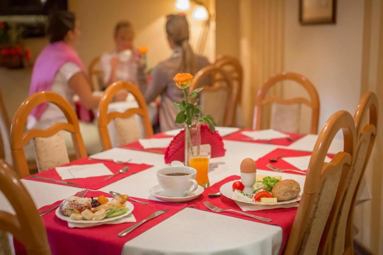 Restaurant/places to eat in Ośrodek FIAN Zakopane - noclegi i konferencje w centrum