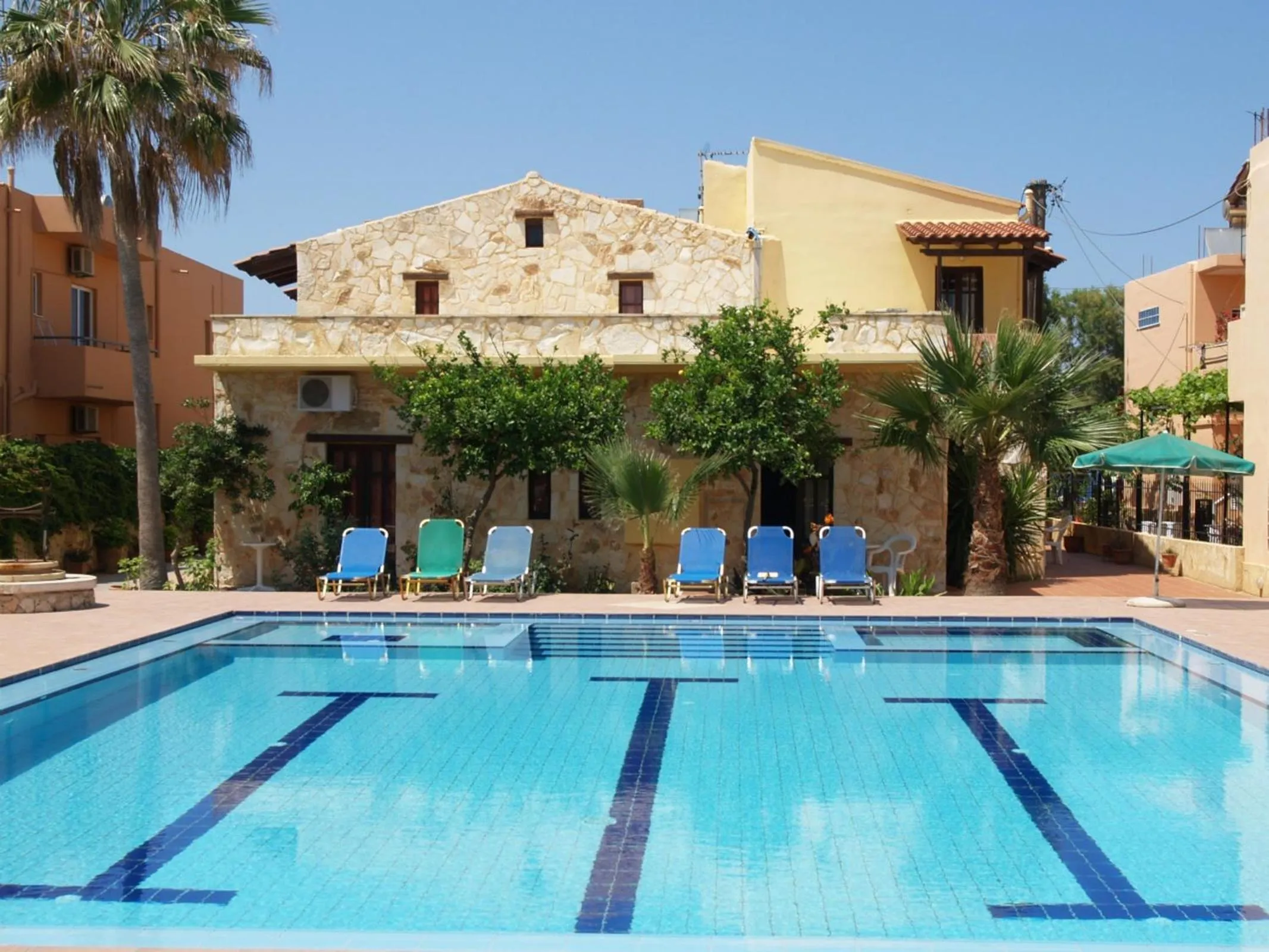 Swimming pool in Villa Giorgos