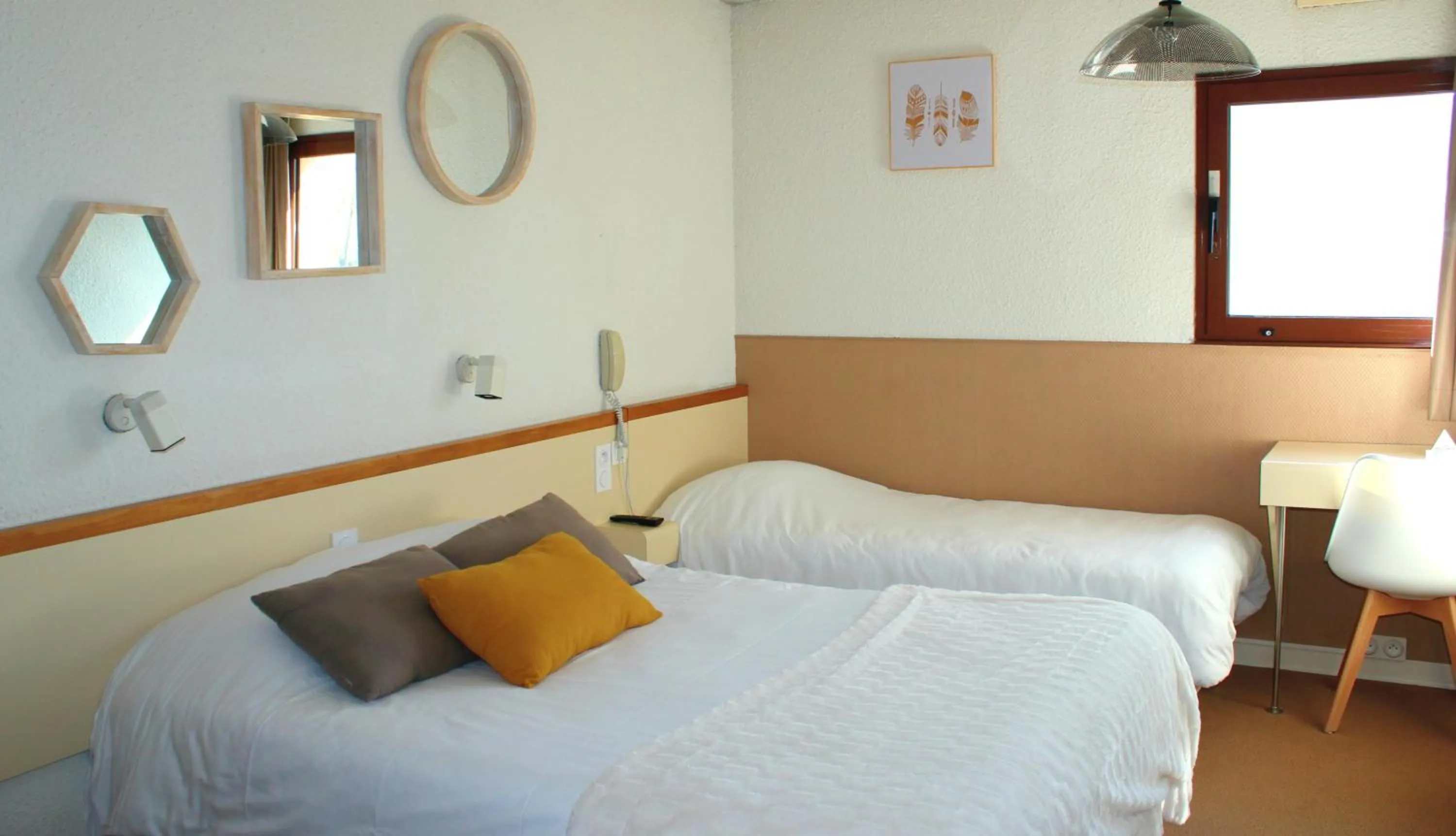 Bedroom, Bed in Bel Hotel