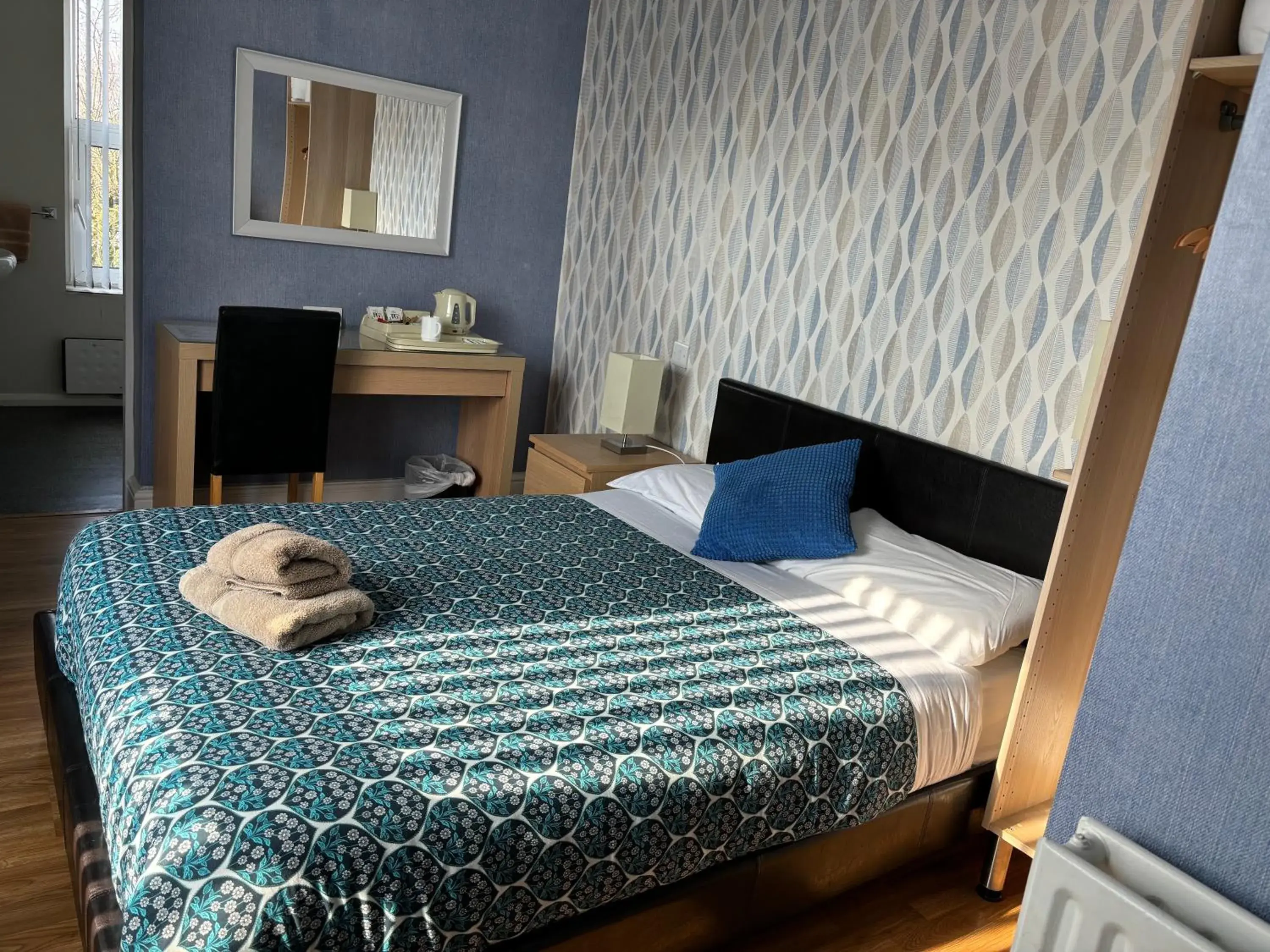 Double Room with Private Bathroom - single occupancy in Central Hotel Double Room with Private Bathroom - single occupancy in Central Hotel