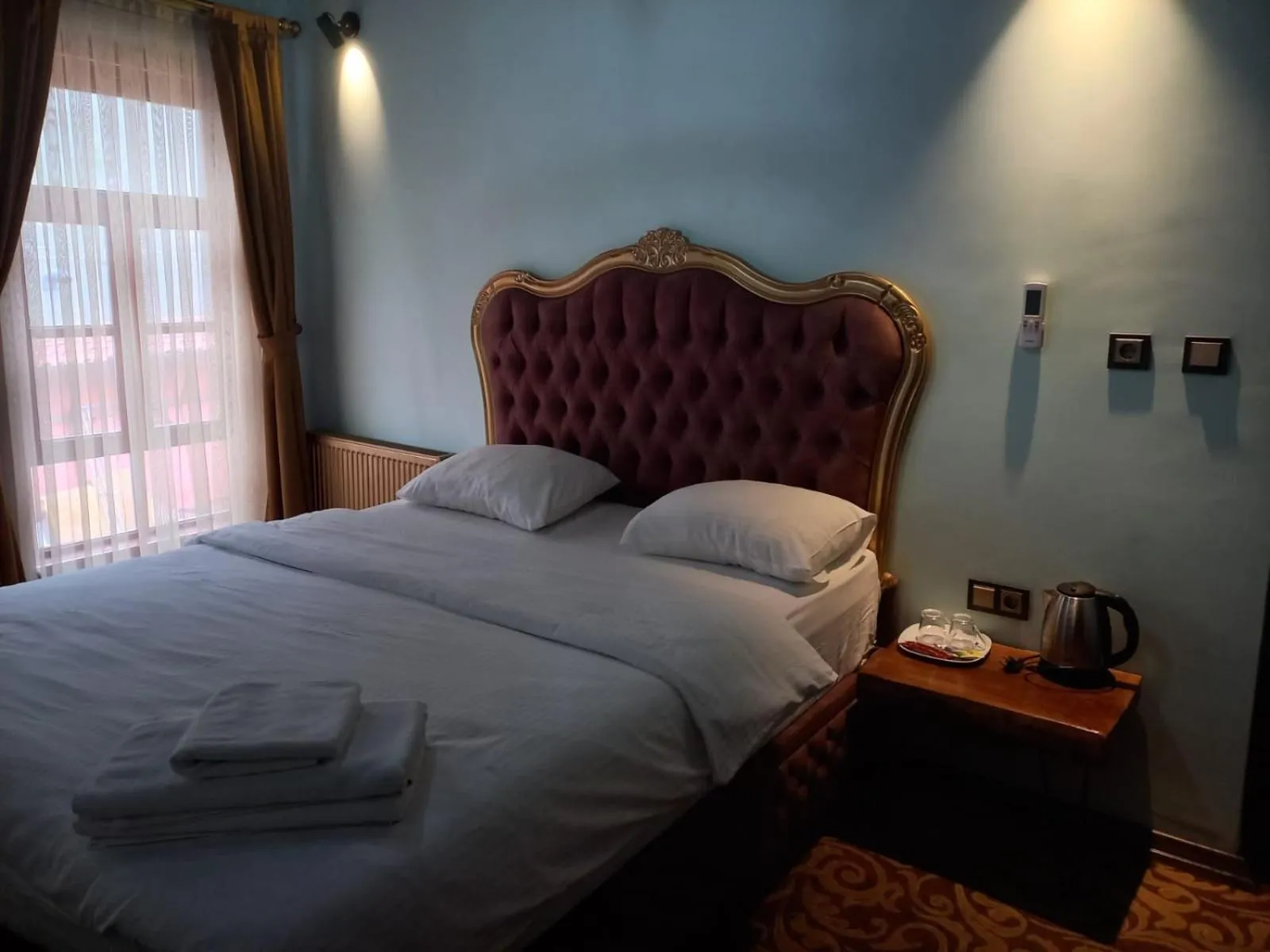 Photo of the whole room in Kayıbeyi Hotel & Restaurant