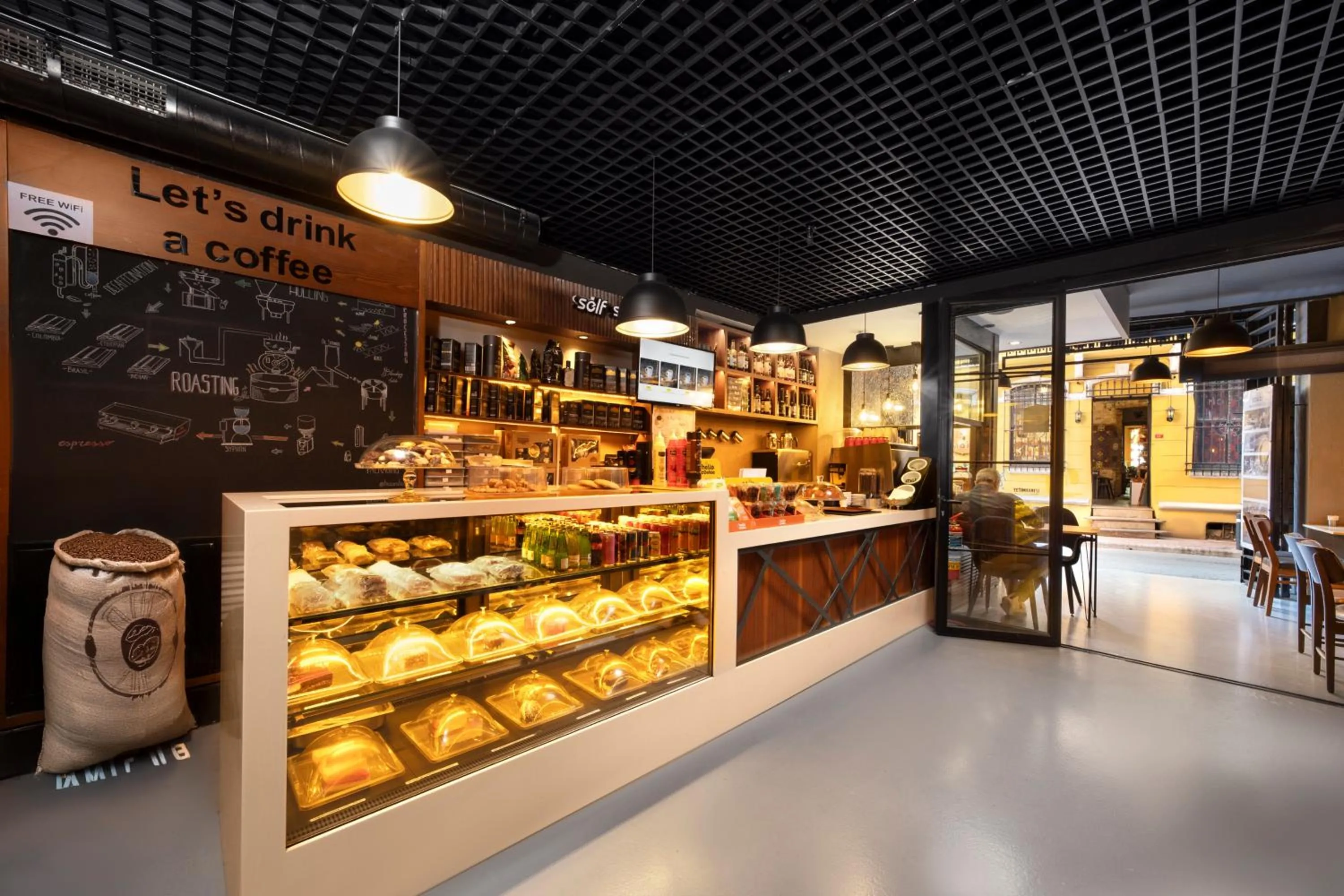 Restaurant/places to eat in Orka Taksim Apart Hotel