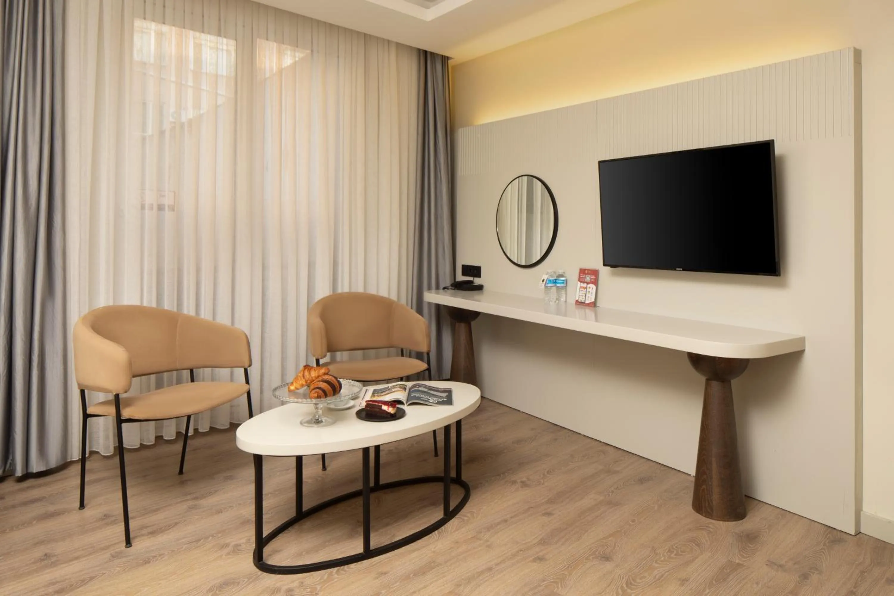 TV and multimedia in Orka Taksim Apart Hotel