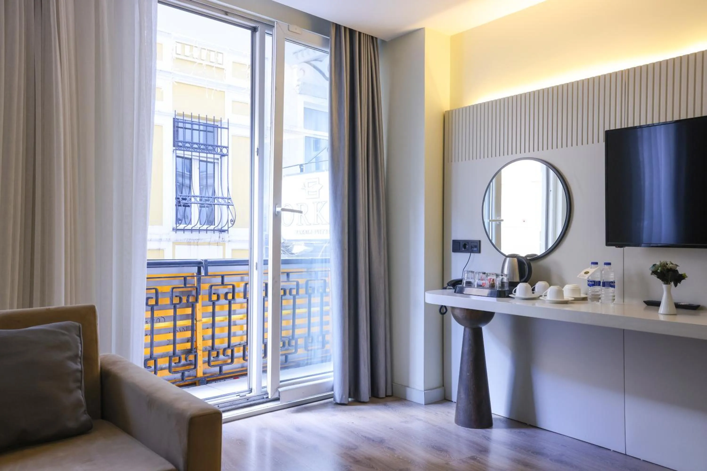 Junior Suite with Balcony in Orka Taksim Apart Hotel