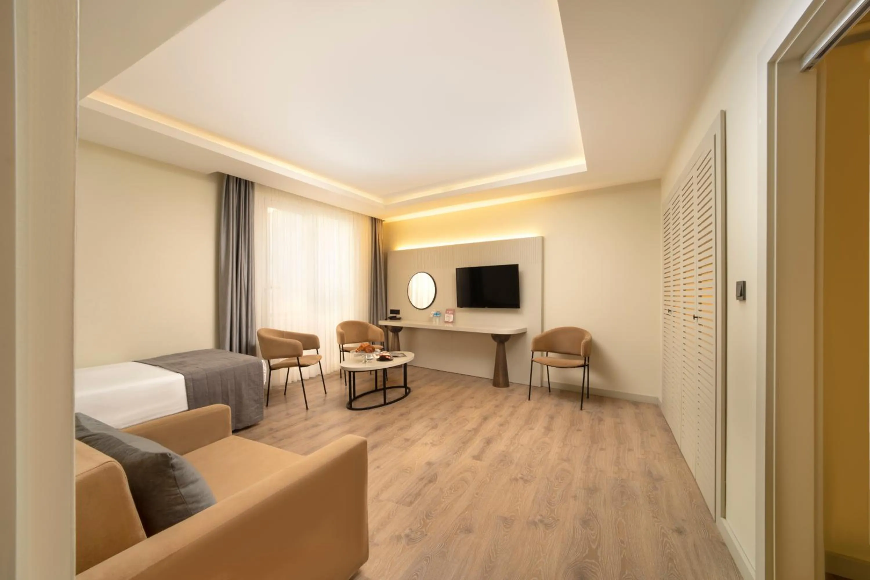TV and multimedia in Orka Taksim Apart Hotel