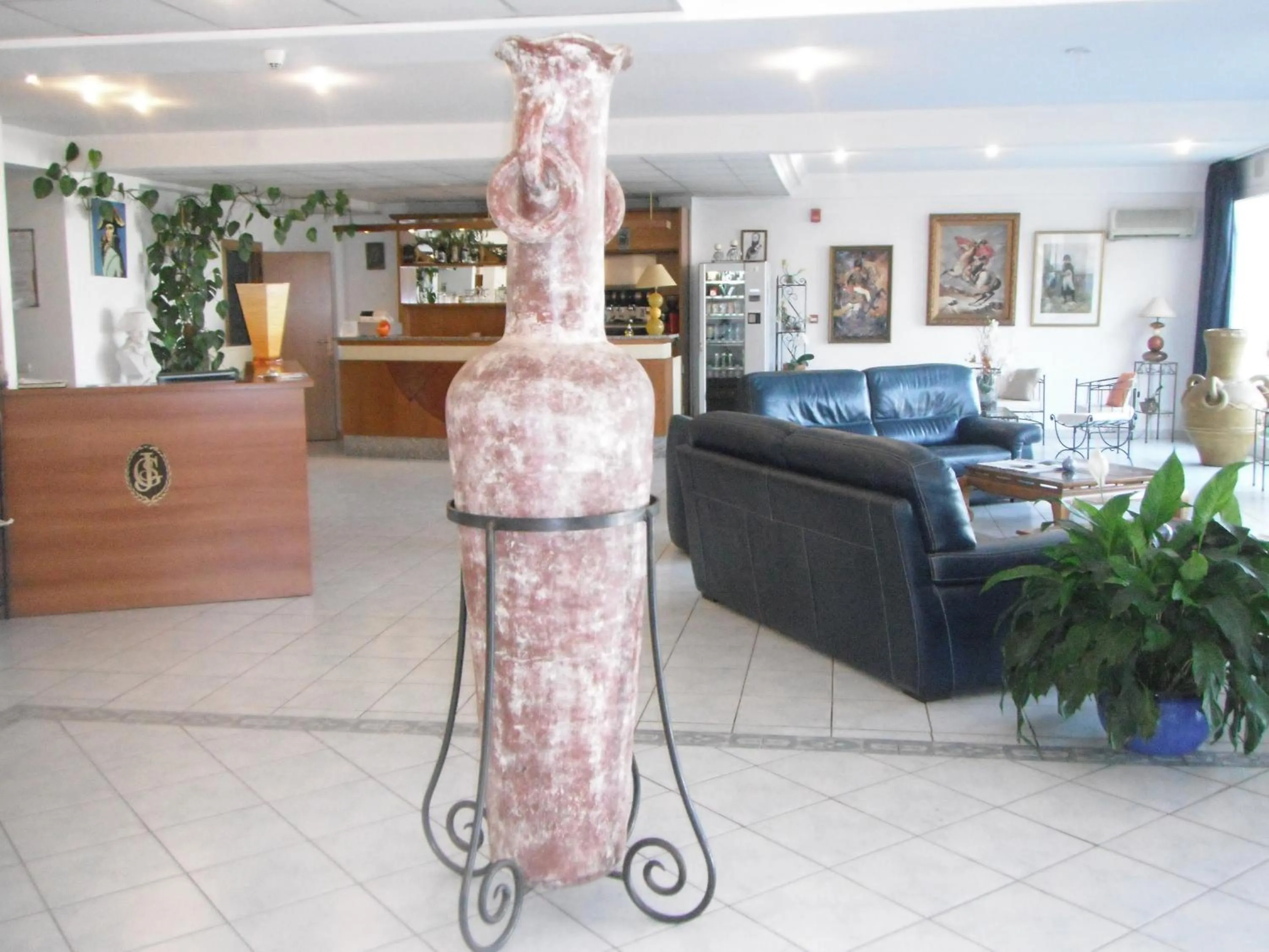 Lobby or reception in Hôtel Sampiero