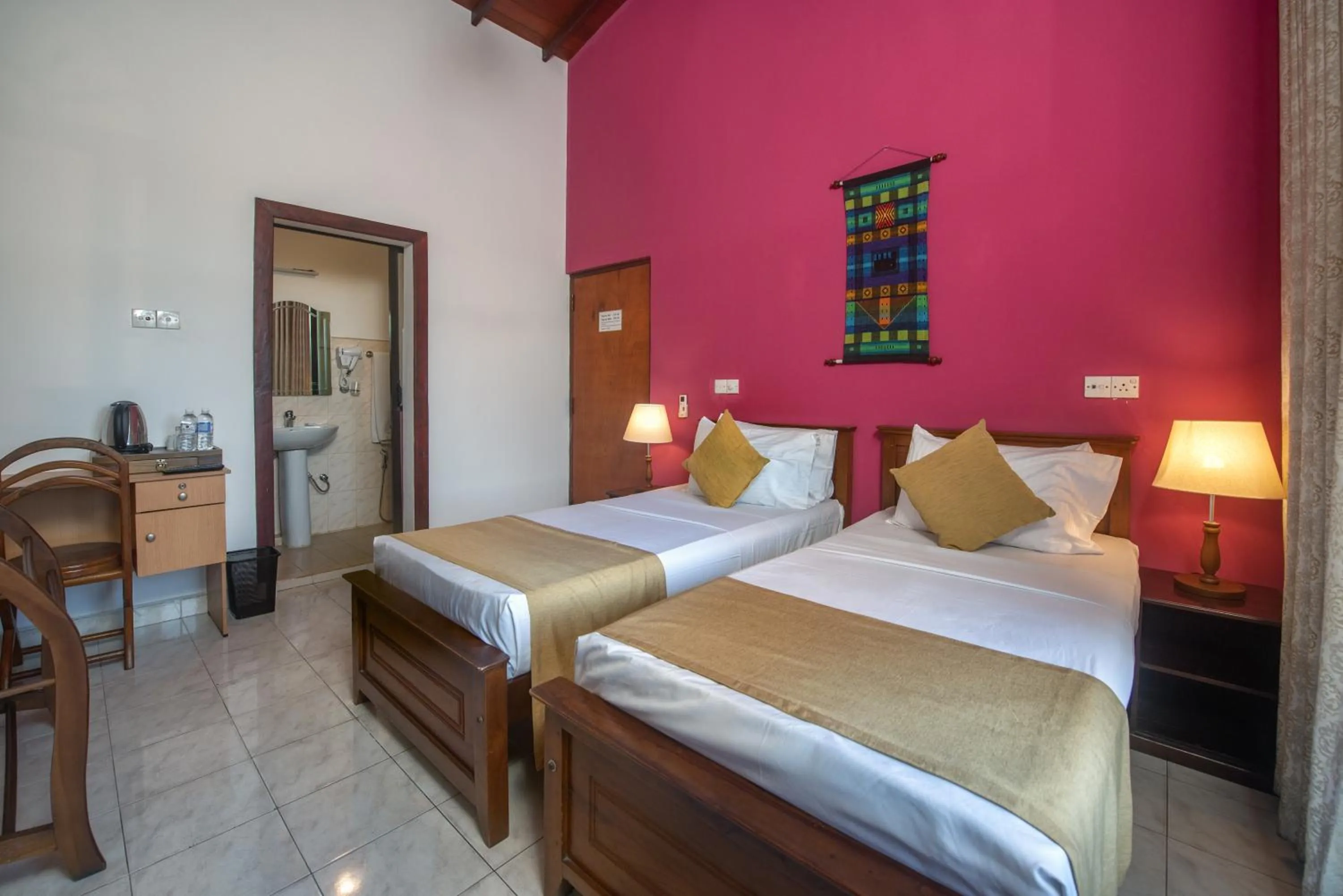 Bed in Ceyloni Lake Residency