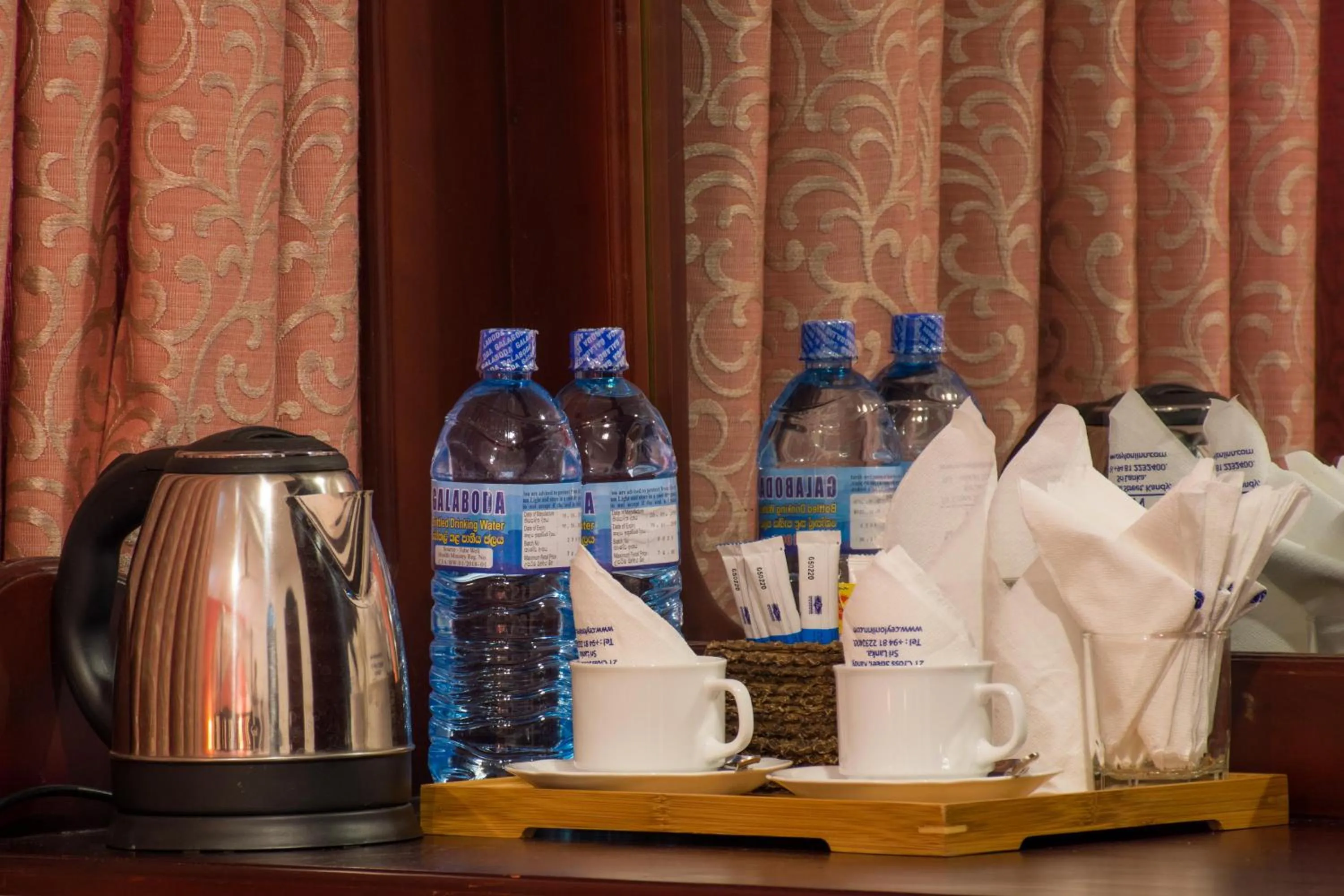 Coffee/tea facilities in Ceyloni Lake Residency