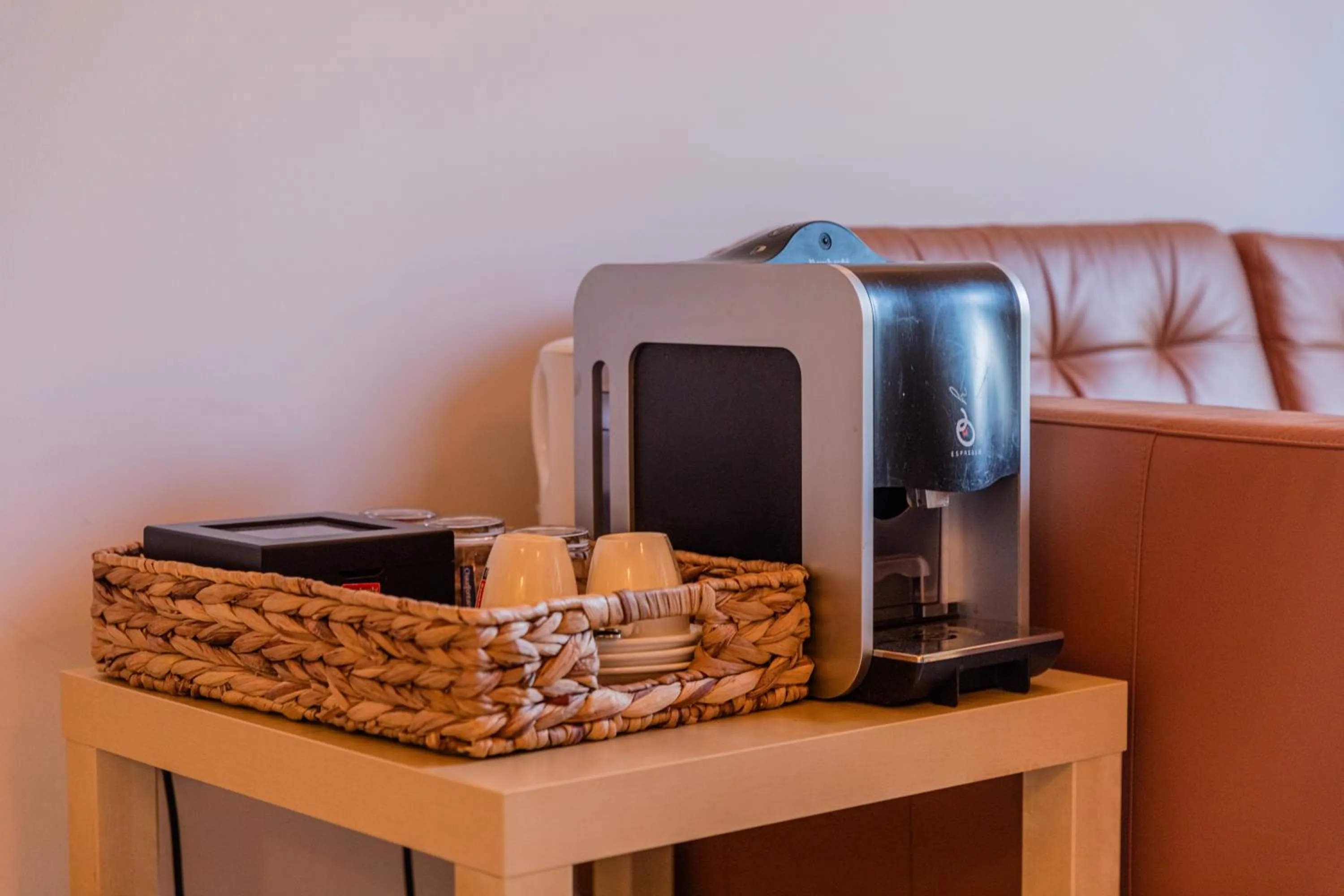 Coffee/tea facilities in B&B Villa Curtricias