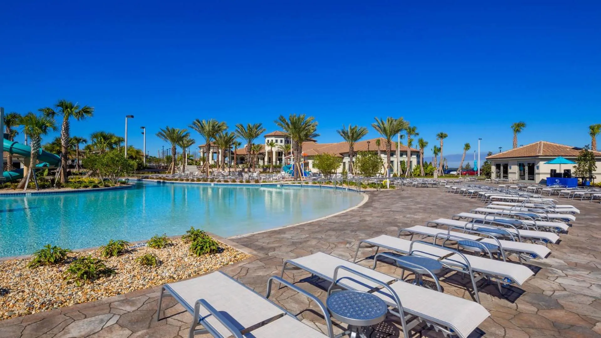 Swimming pool in Moonlight Ridge - 5 bed ChampionsGate Resort pool home