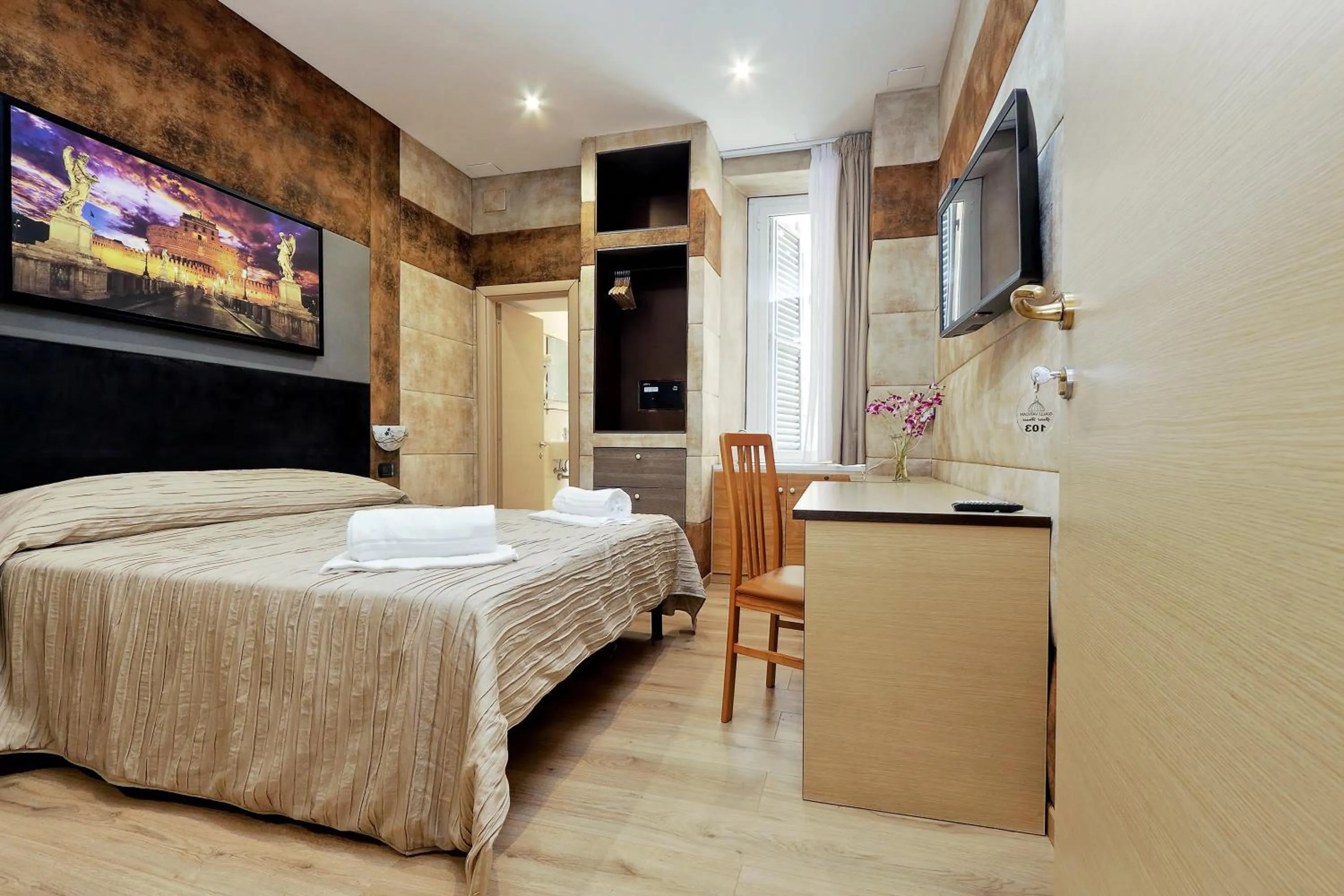 Bed in Gialli Vatican Guesthouse