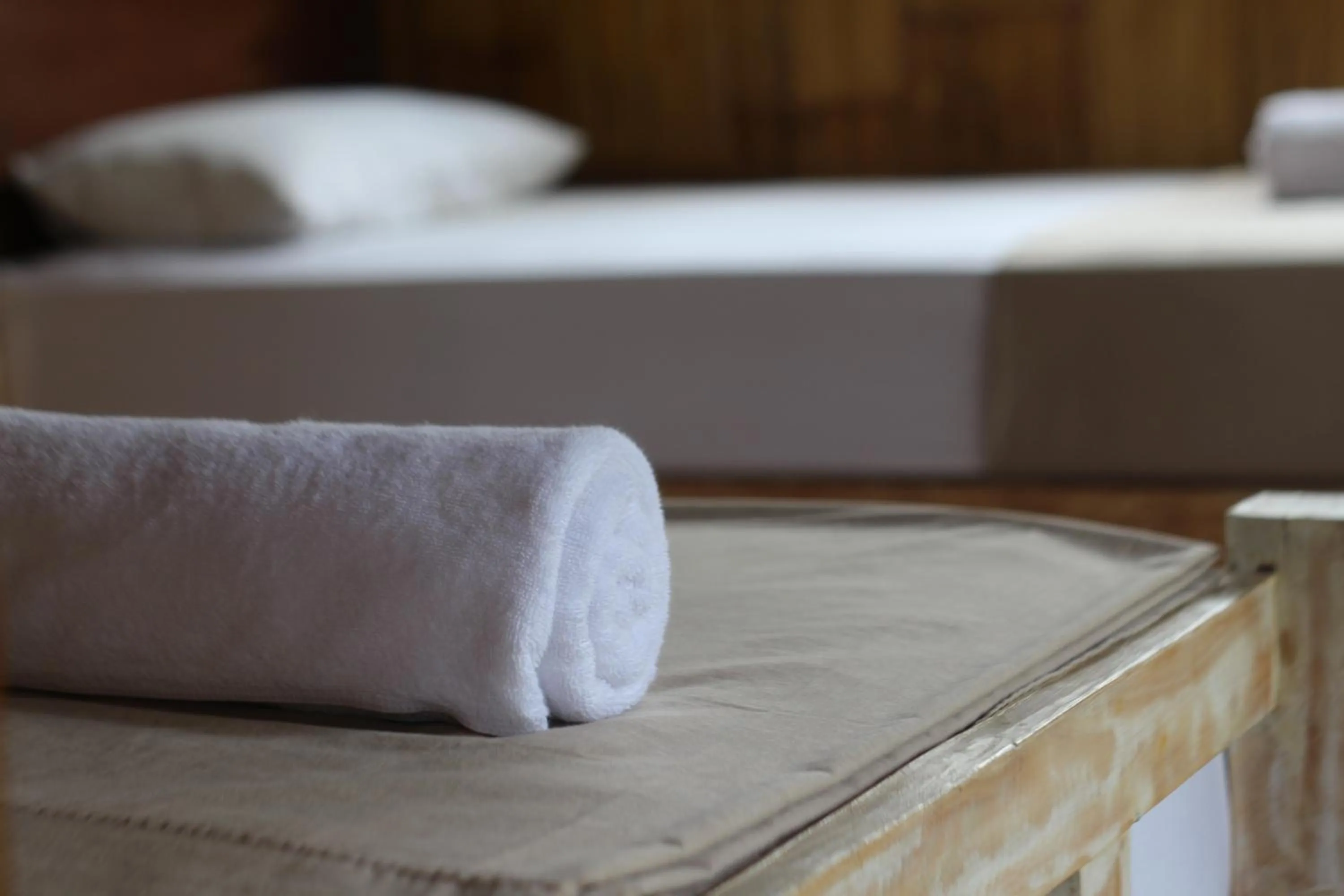 Bed in Jungle House - surf & stay