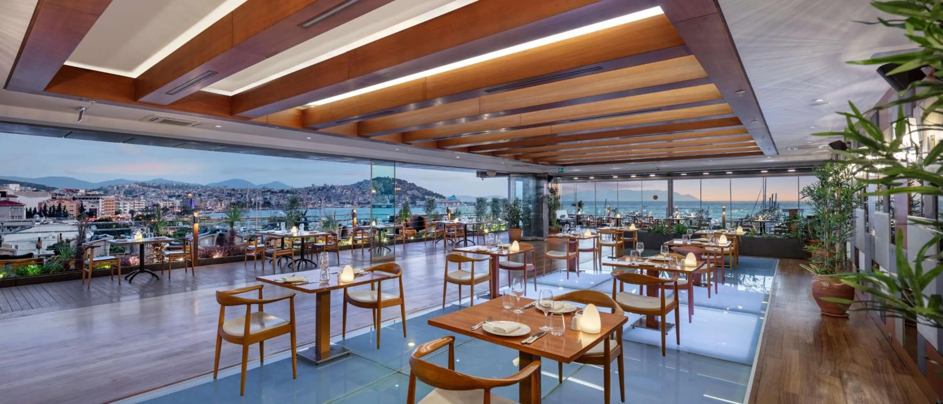 Restaurant/places to eat in DoubleTree by Hilton Kusadasi