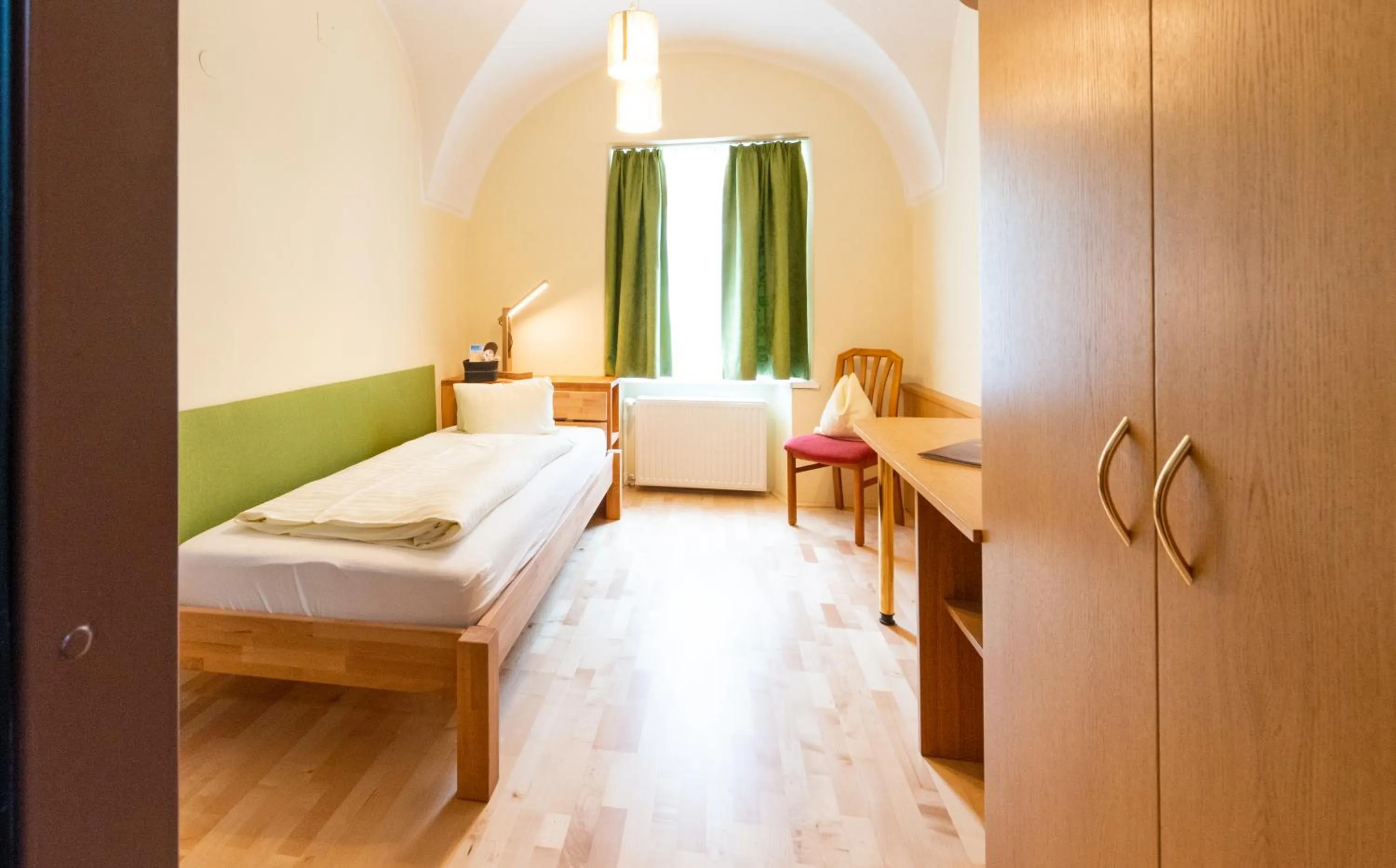 Bed in Landhotel Pacher