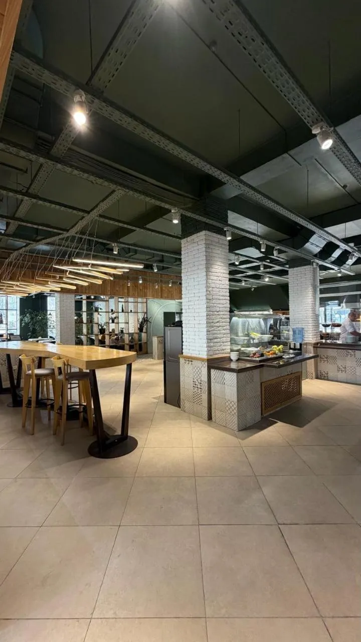 Restaurant/places to eat in Best Western Plus Atakent Park Hotel