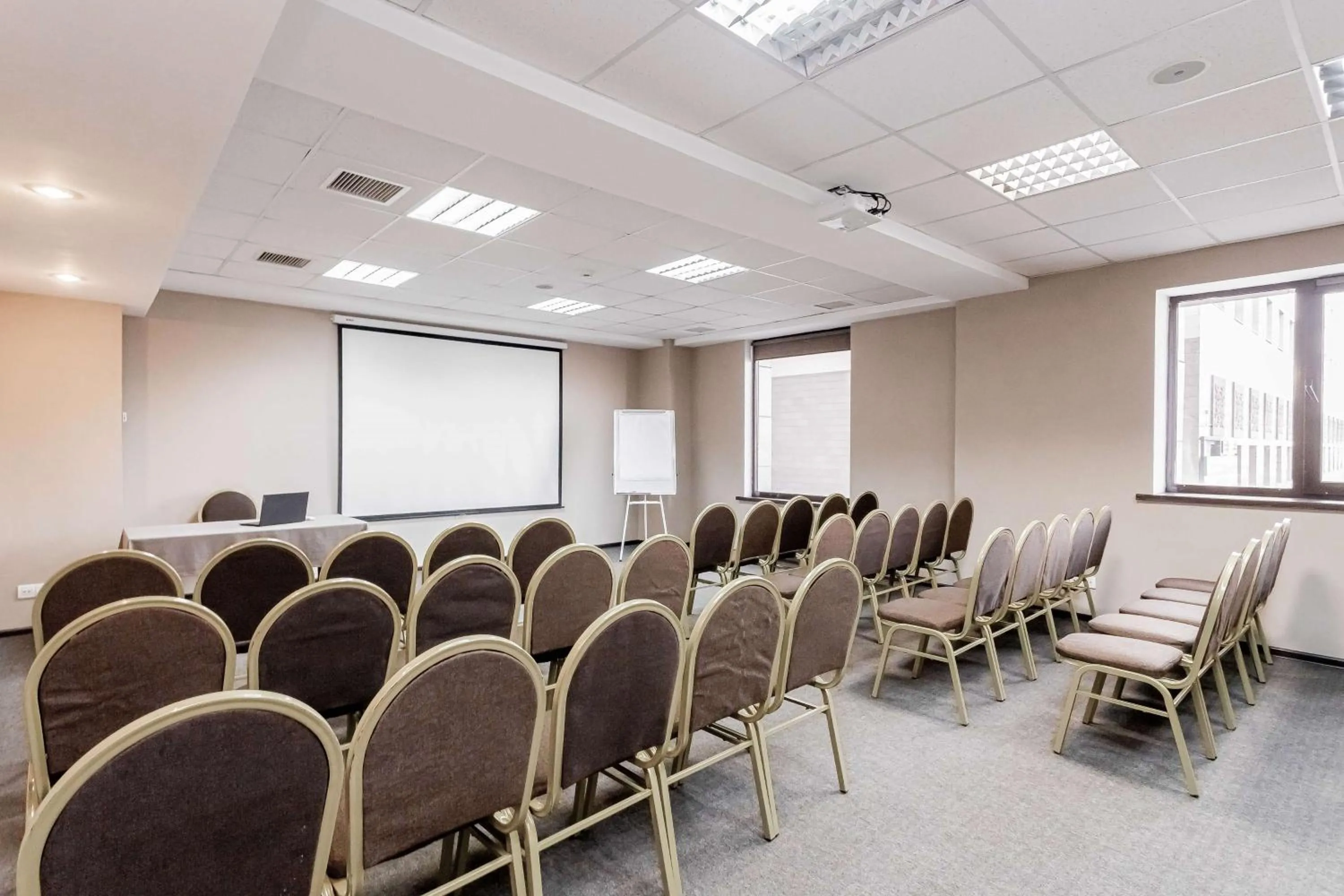 Meeting/conference room in Best Western Plus Atakent Park Hotel