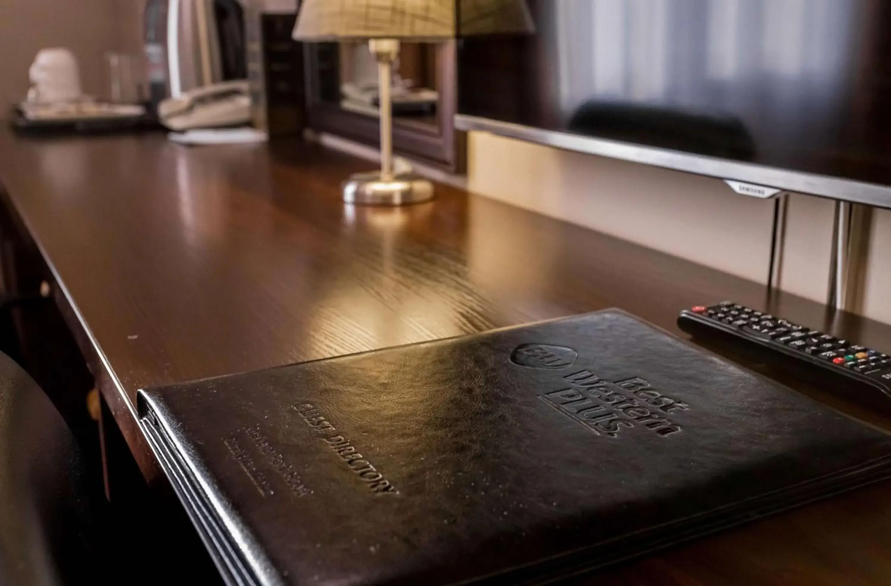 One-Bedroom Executive King Suite with Sofa Bed in Best Western Plus Atakent Park Hotel One-Bedroom Executive King Suite with Sofa Bed in Best Western Plus Atakent Park Hotel