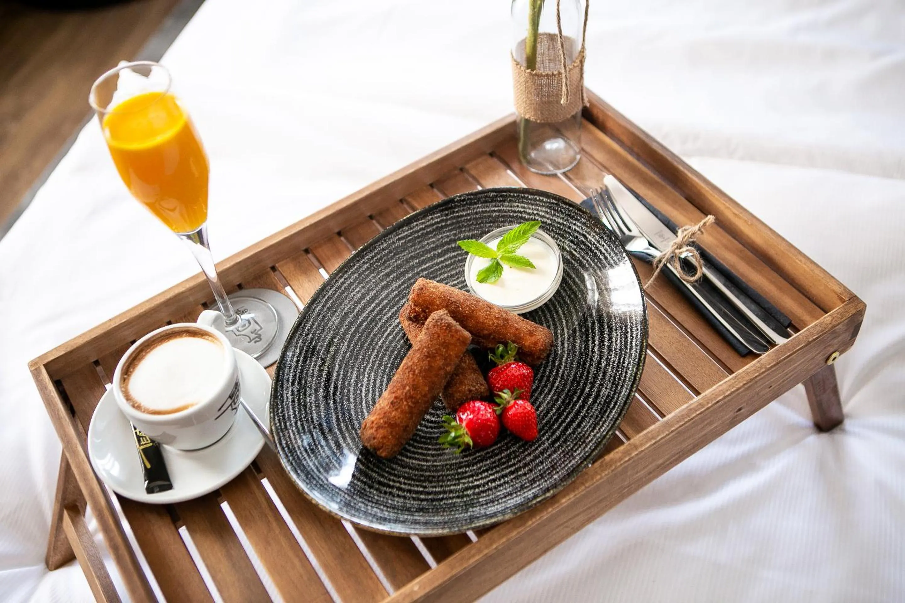 Breakfast in Teatro Suite & Rooms