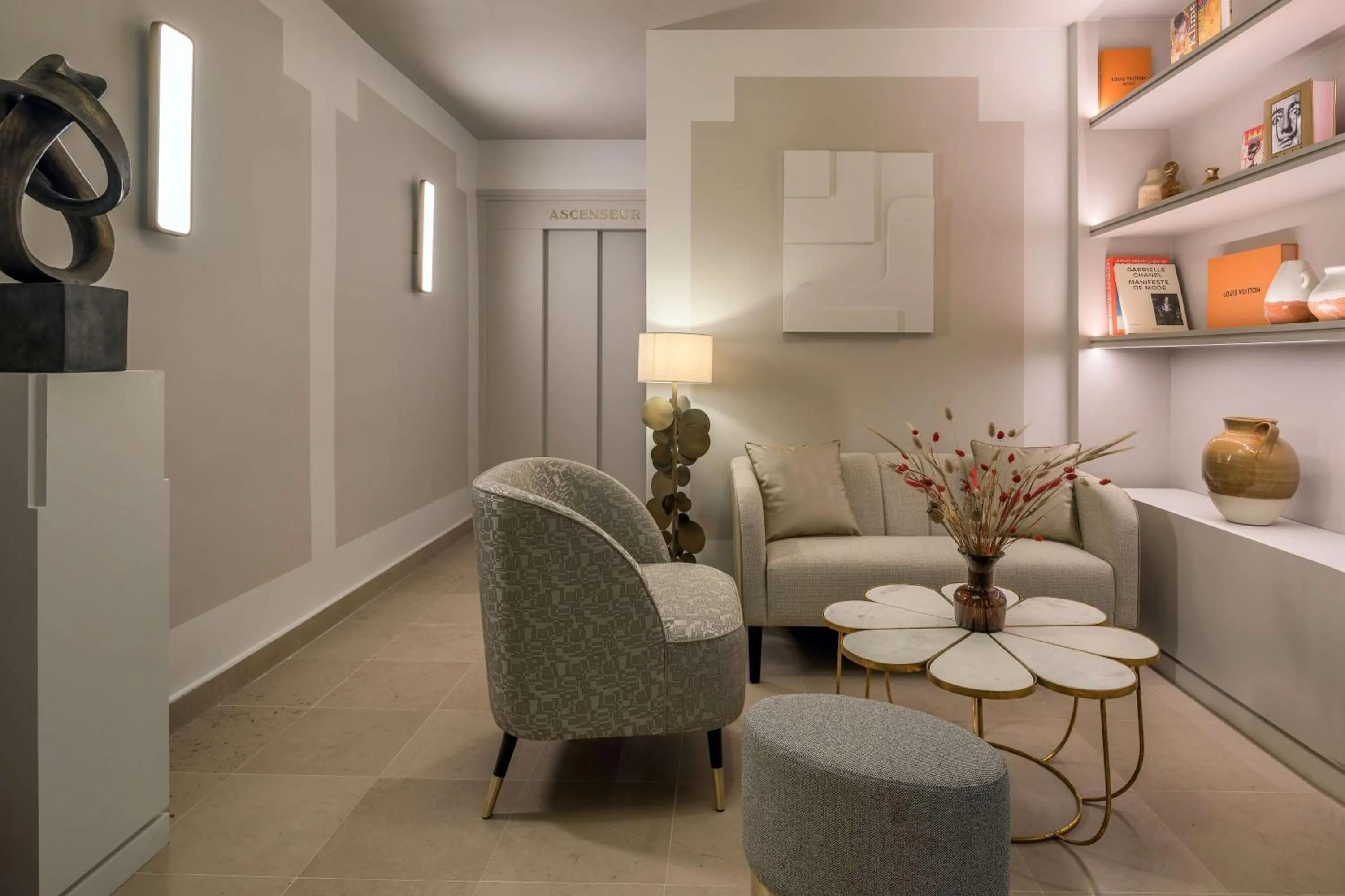 Lobby or reception in Hotel Camille Paris Tapestry Collection by Hilton