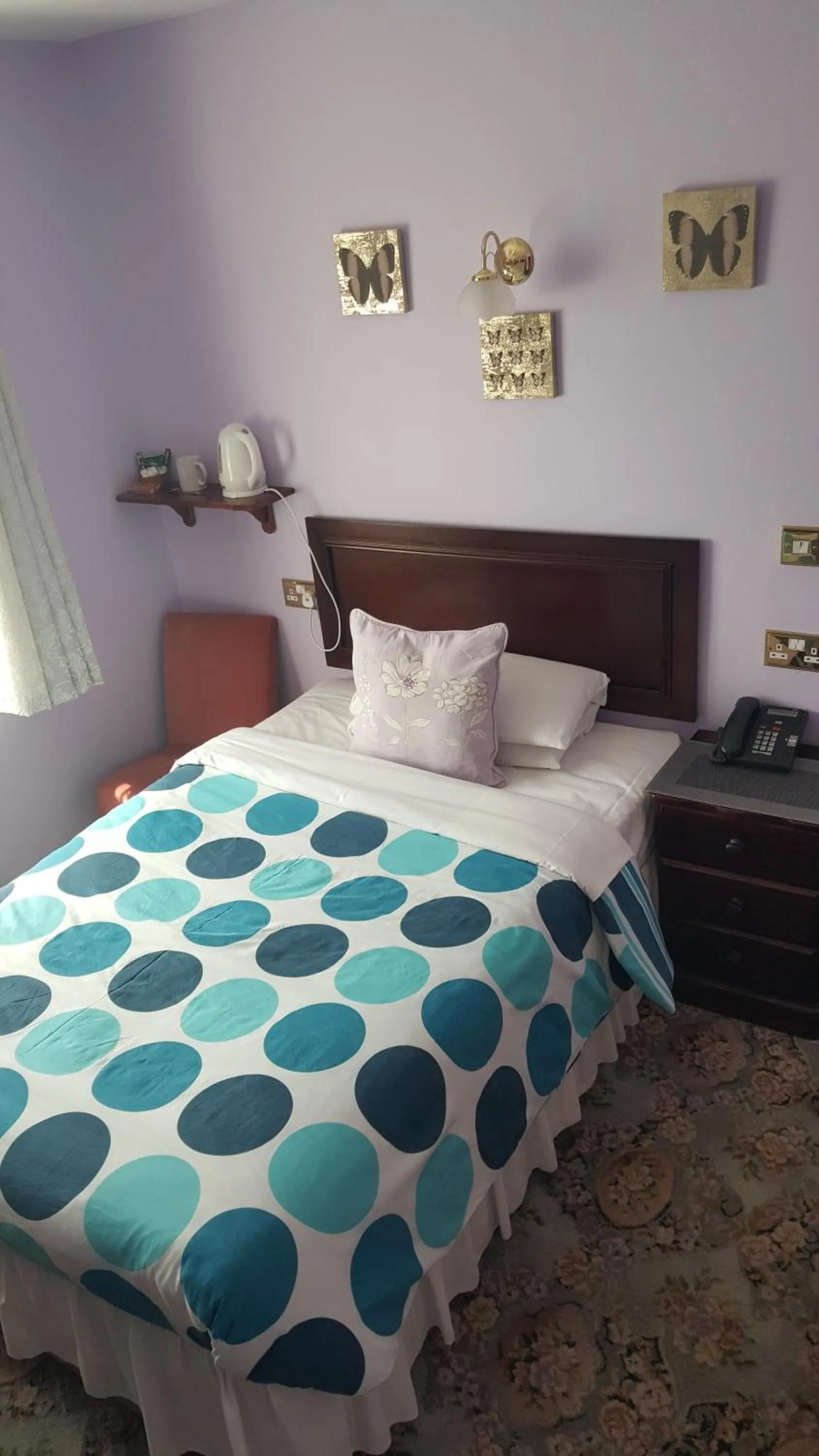 Photo of the whole room, Bed in Balkan Lodge Oxford