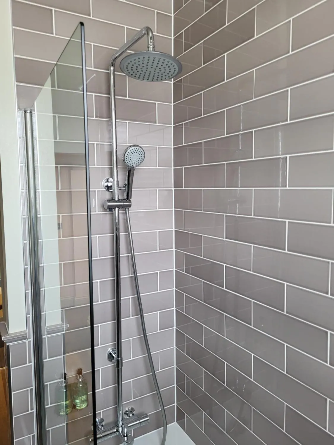 Shower in The Black Hat