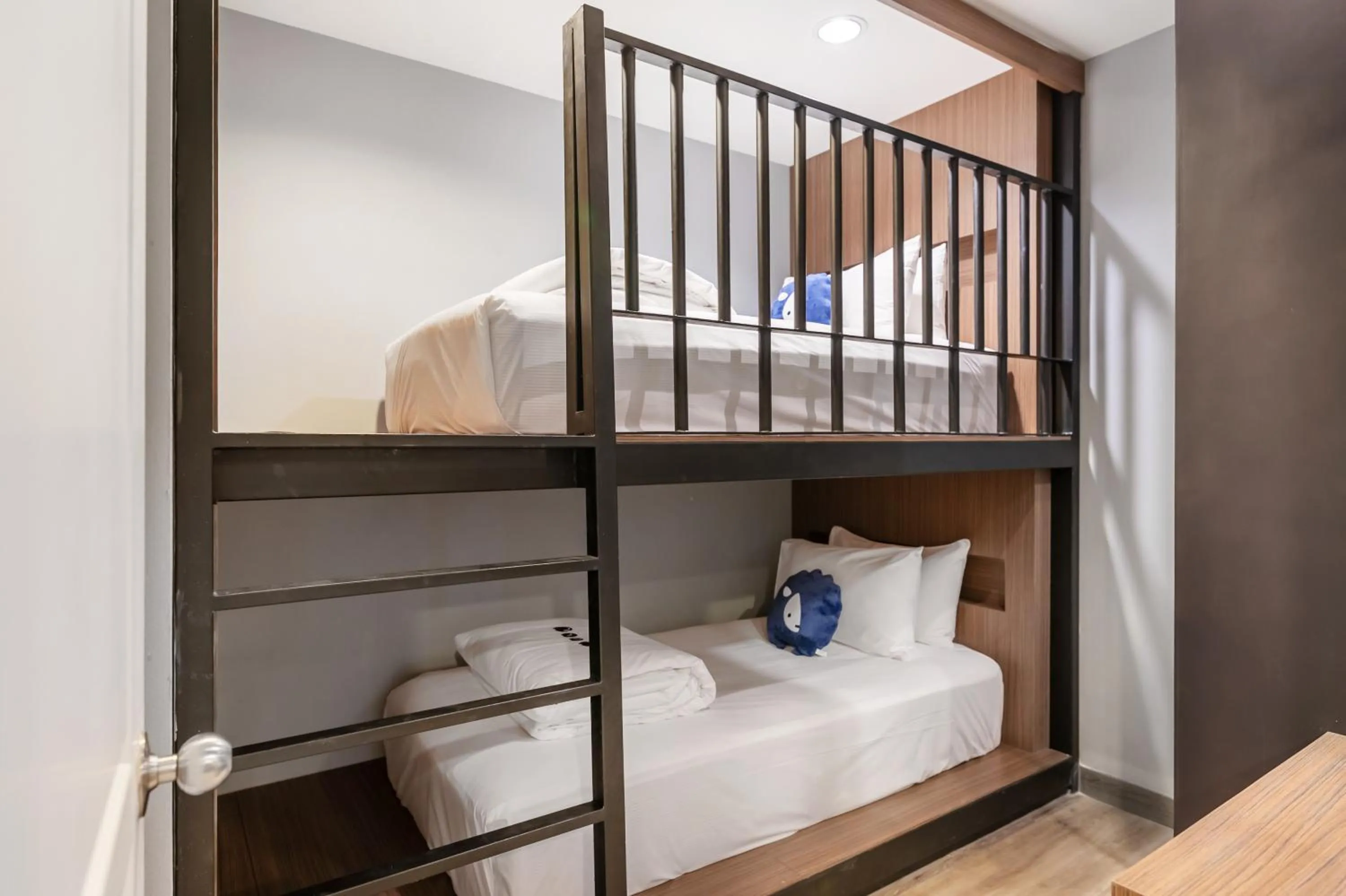 bunk bed, Bed in Kokotel Bangkok Dheva Thonglor