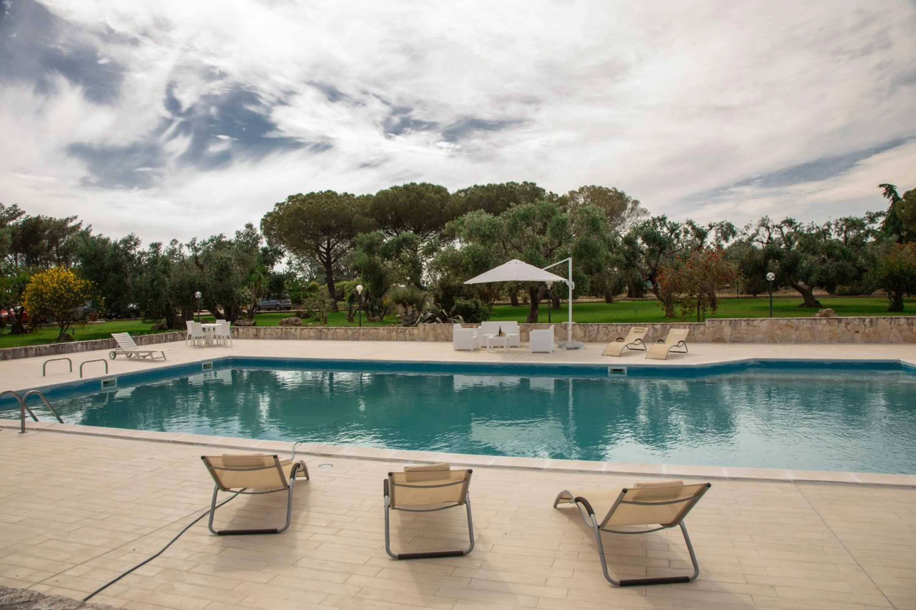 Swimming pool in Relais d 'Itria