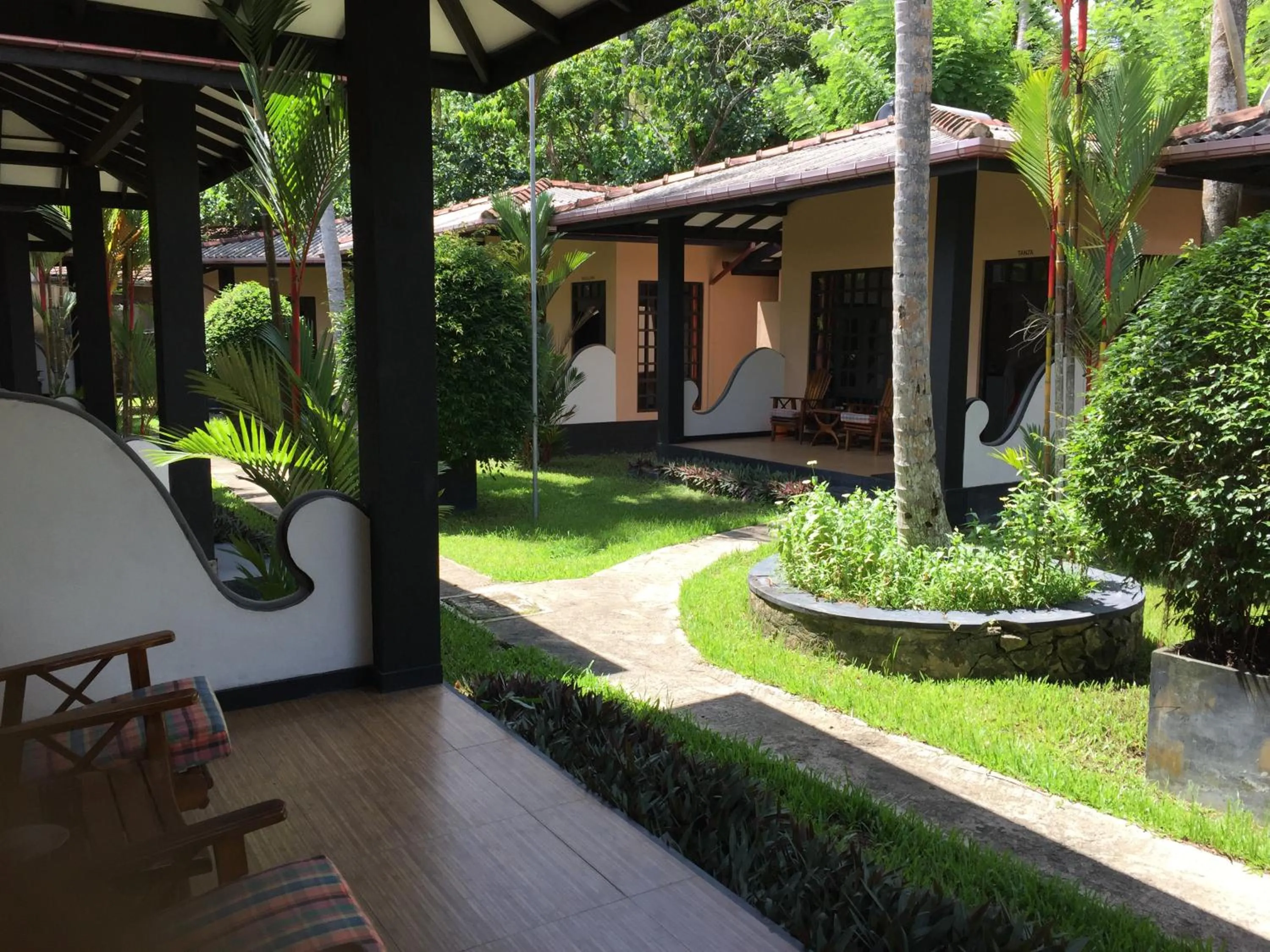 Property building in Hotel Flower Garden