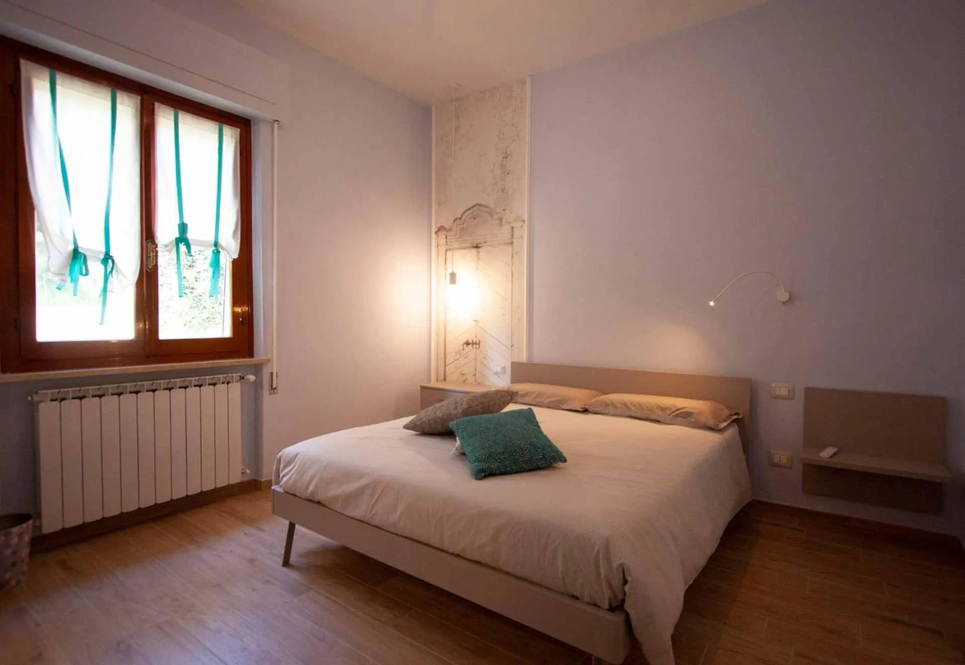 Photo of the whole room, Bed in La Camelia Bianca B&B