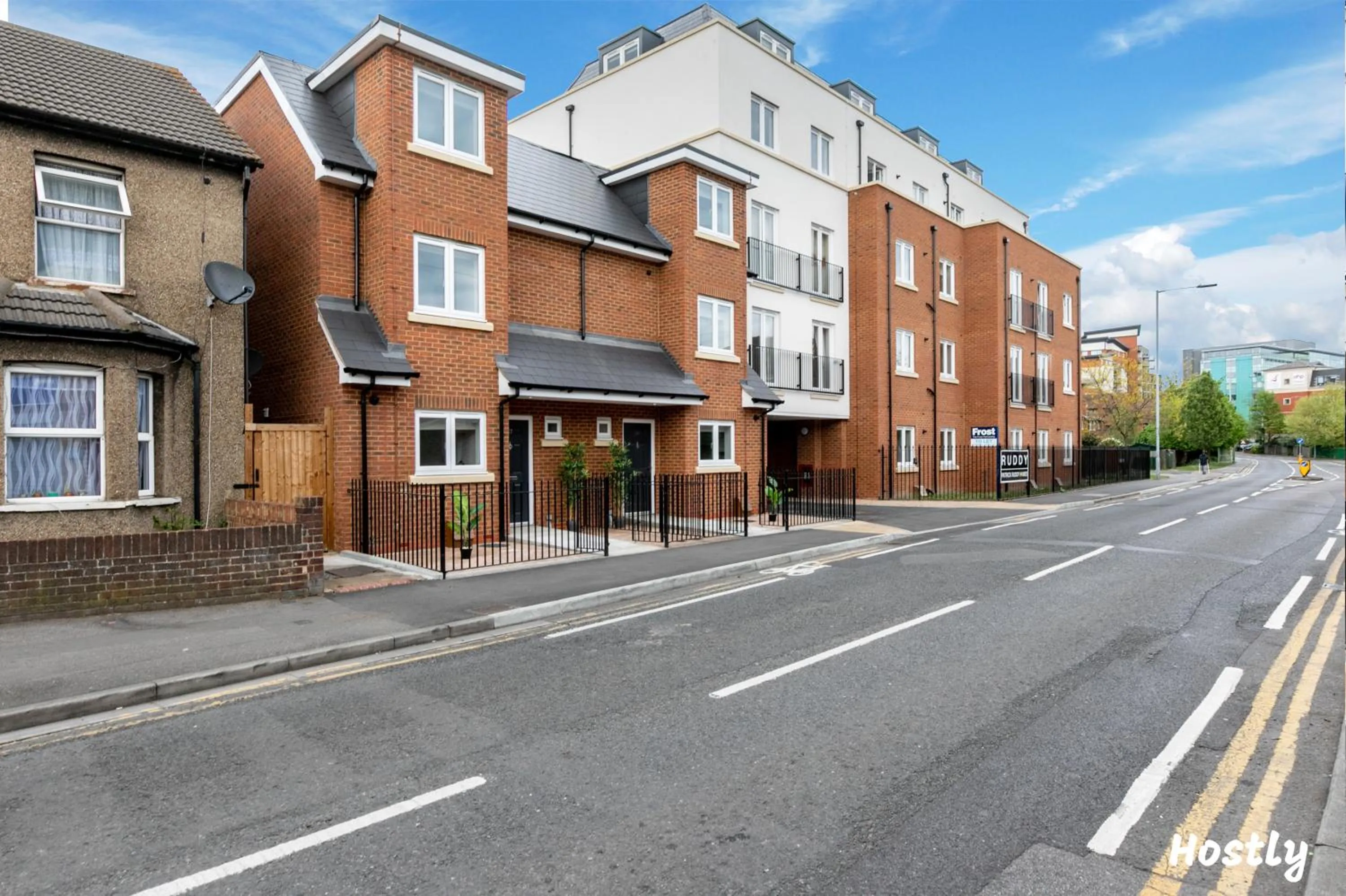 Turtle and Rabbit - Comfortable and Spacious Houses