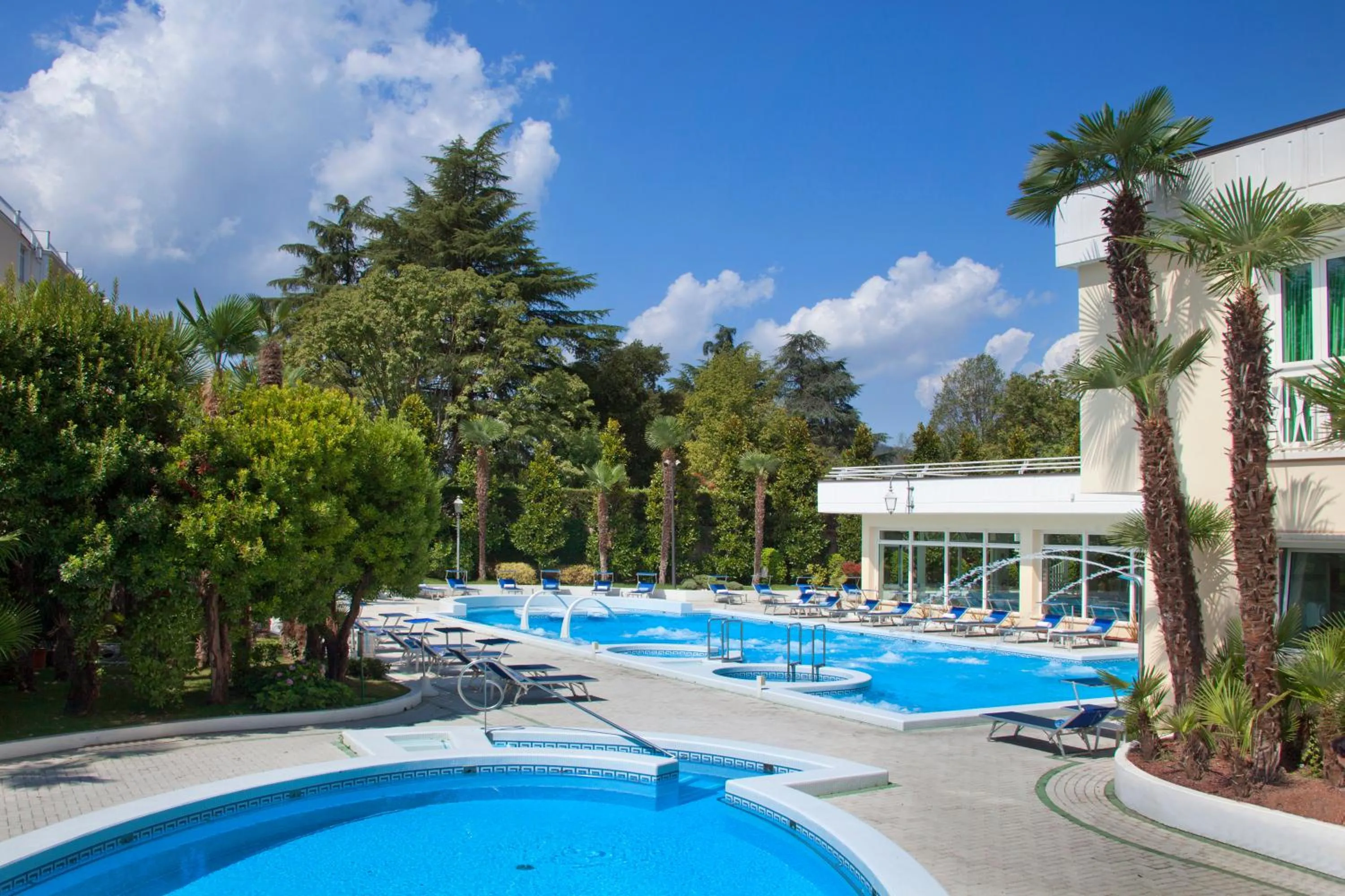 Swimming pool in Hotel Due Torri