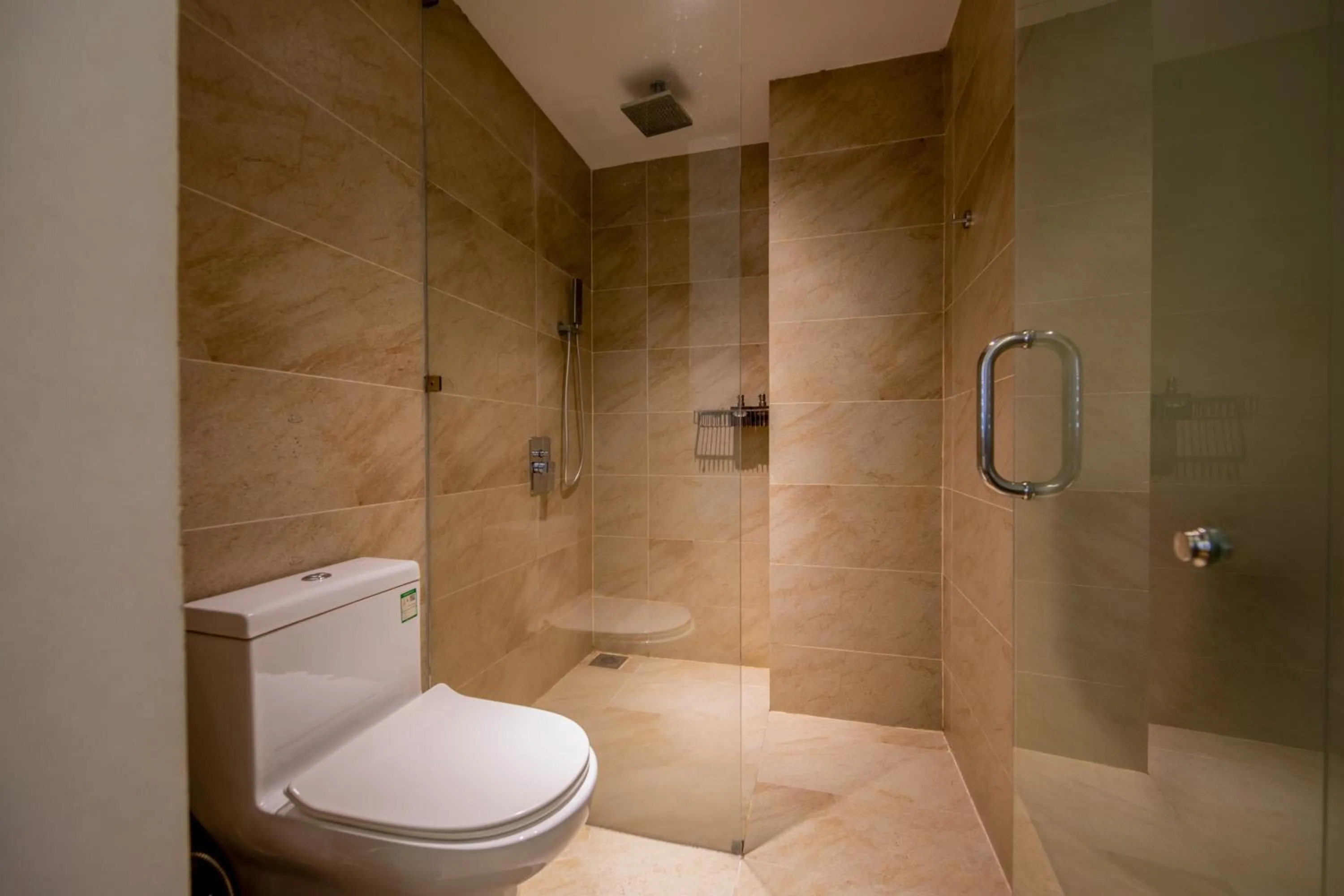 Shower in K House Apartment Danang Beach