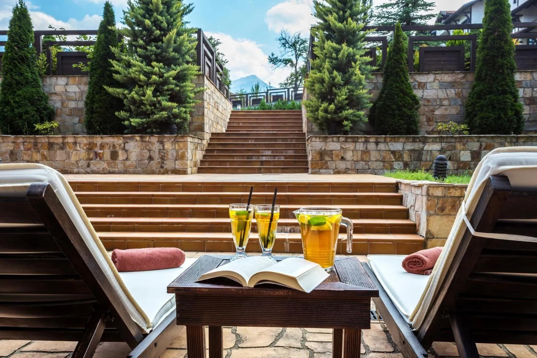 Patio in Hotel Perun Lodge