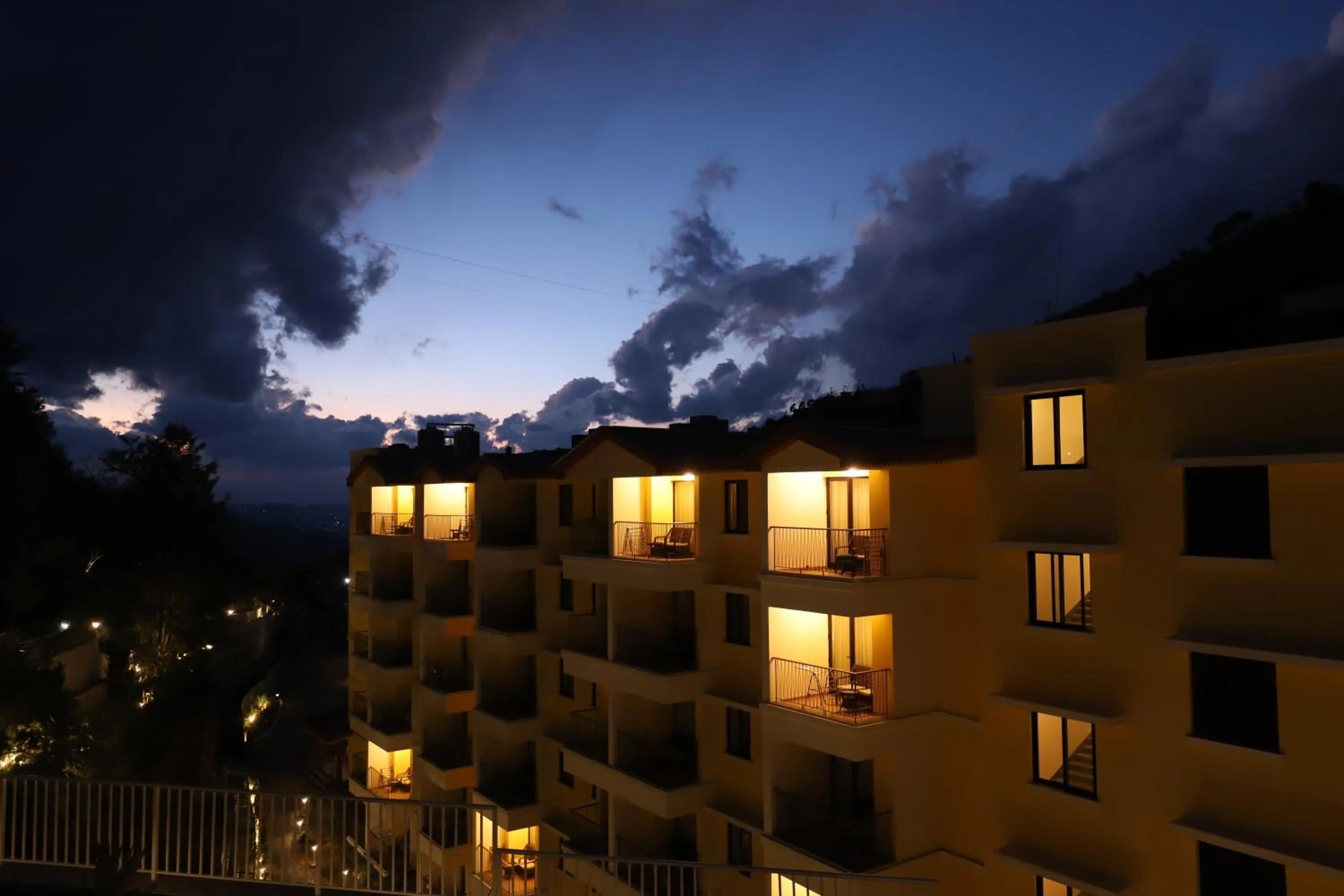 Property building in Club Mahindra Kandaghat