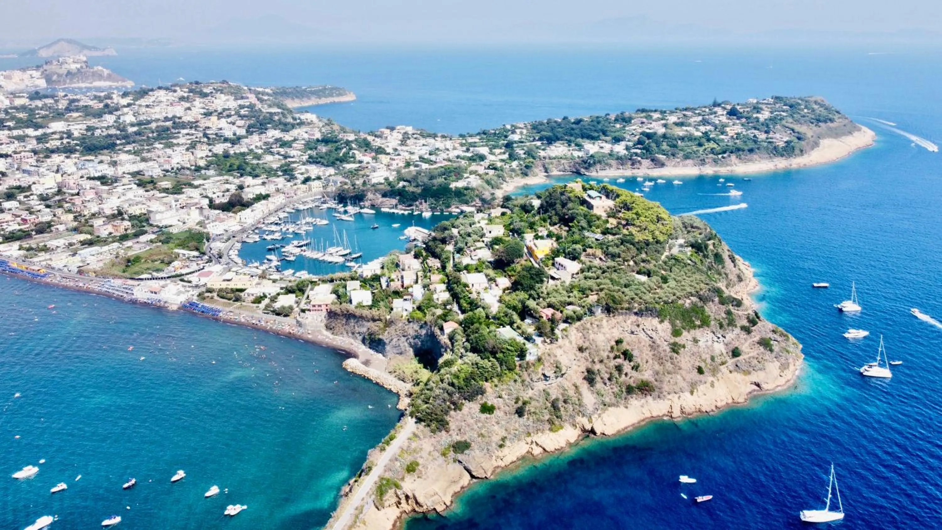 Beach in Vento di mare