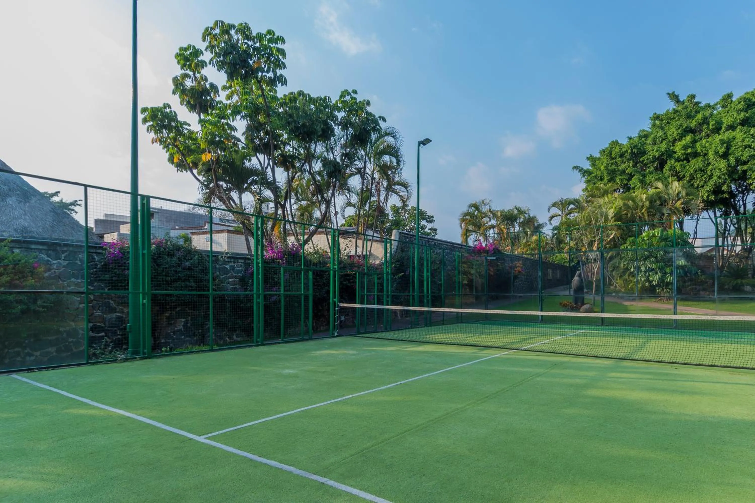 Tennis court in Casa Sofia