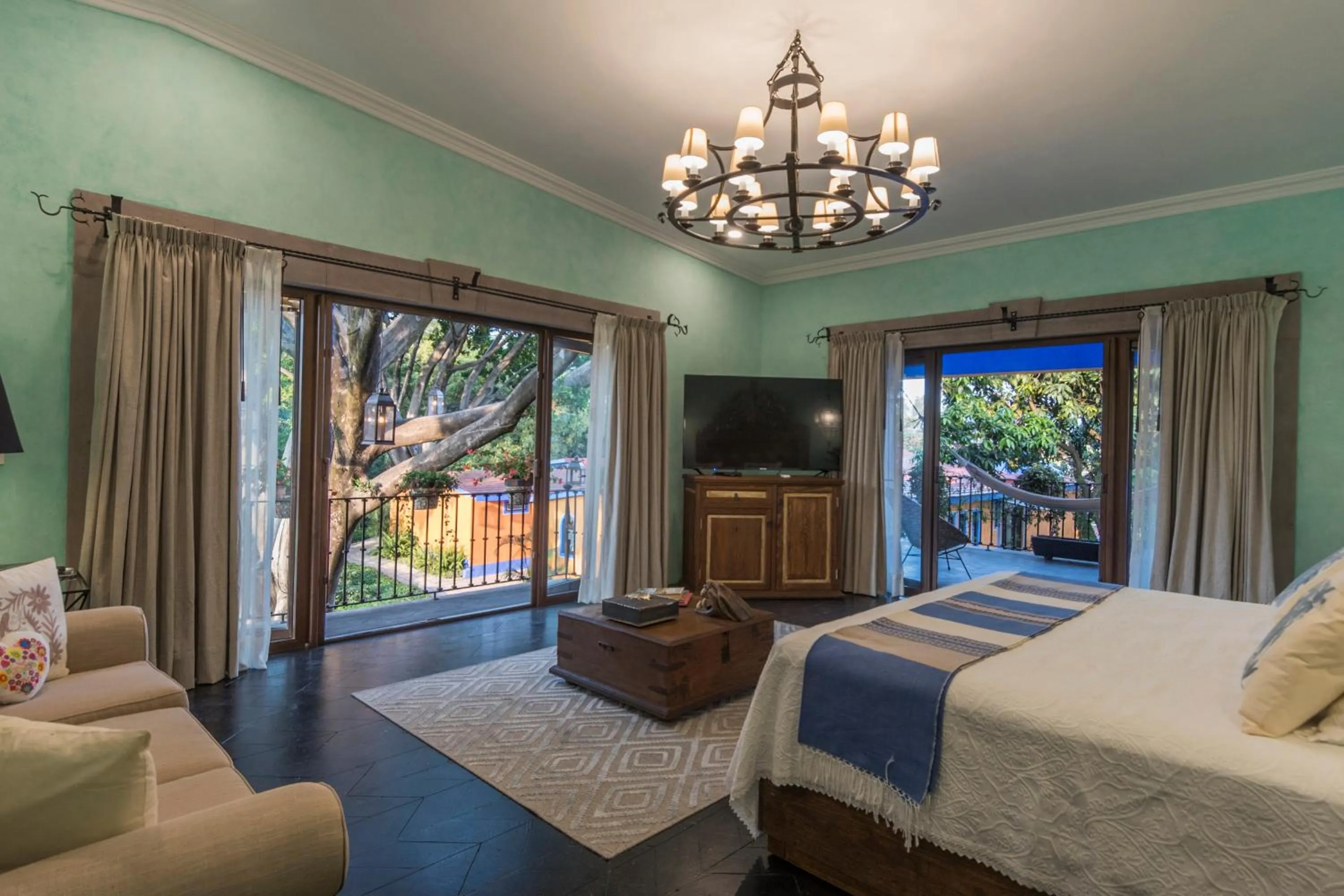 Decorative detail in Casa Sofia