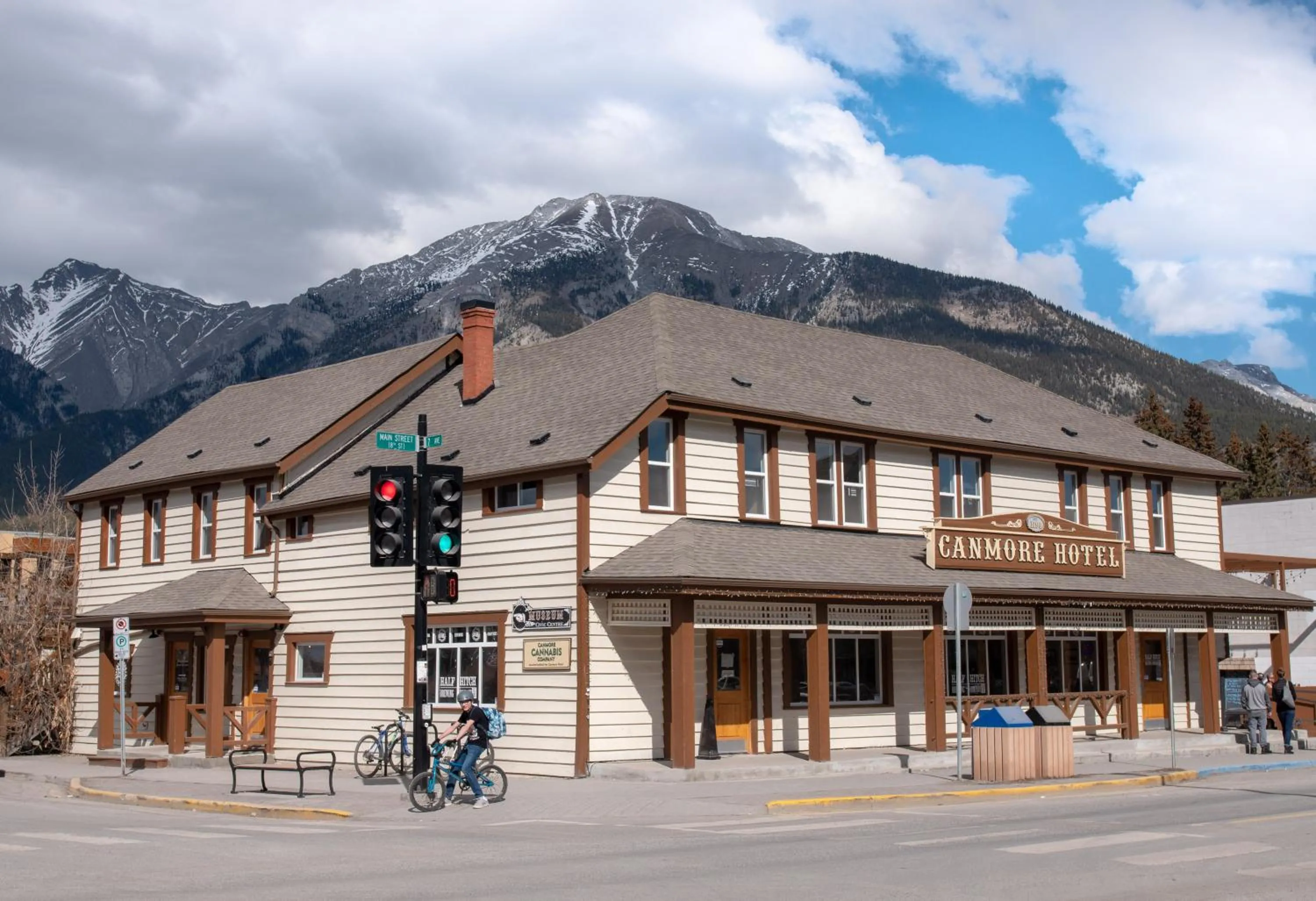 Property building in PARTY HOSTEL - The Canmore Hotel Hostel