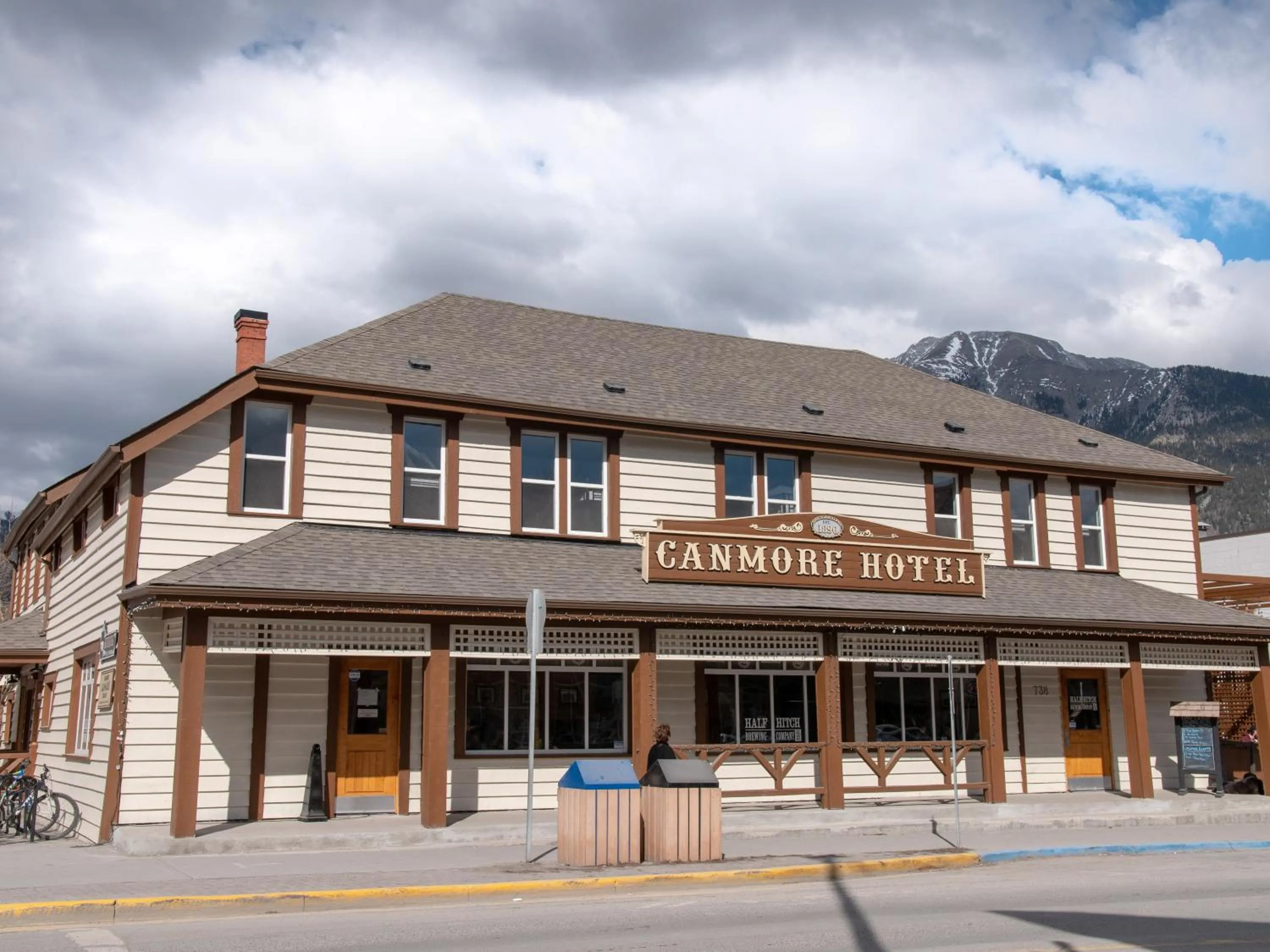Property building in PARTY HOSTEL - The Canmore Hotel Hostel