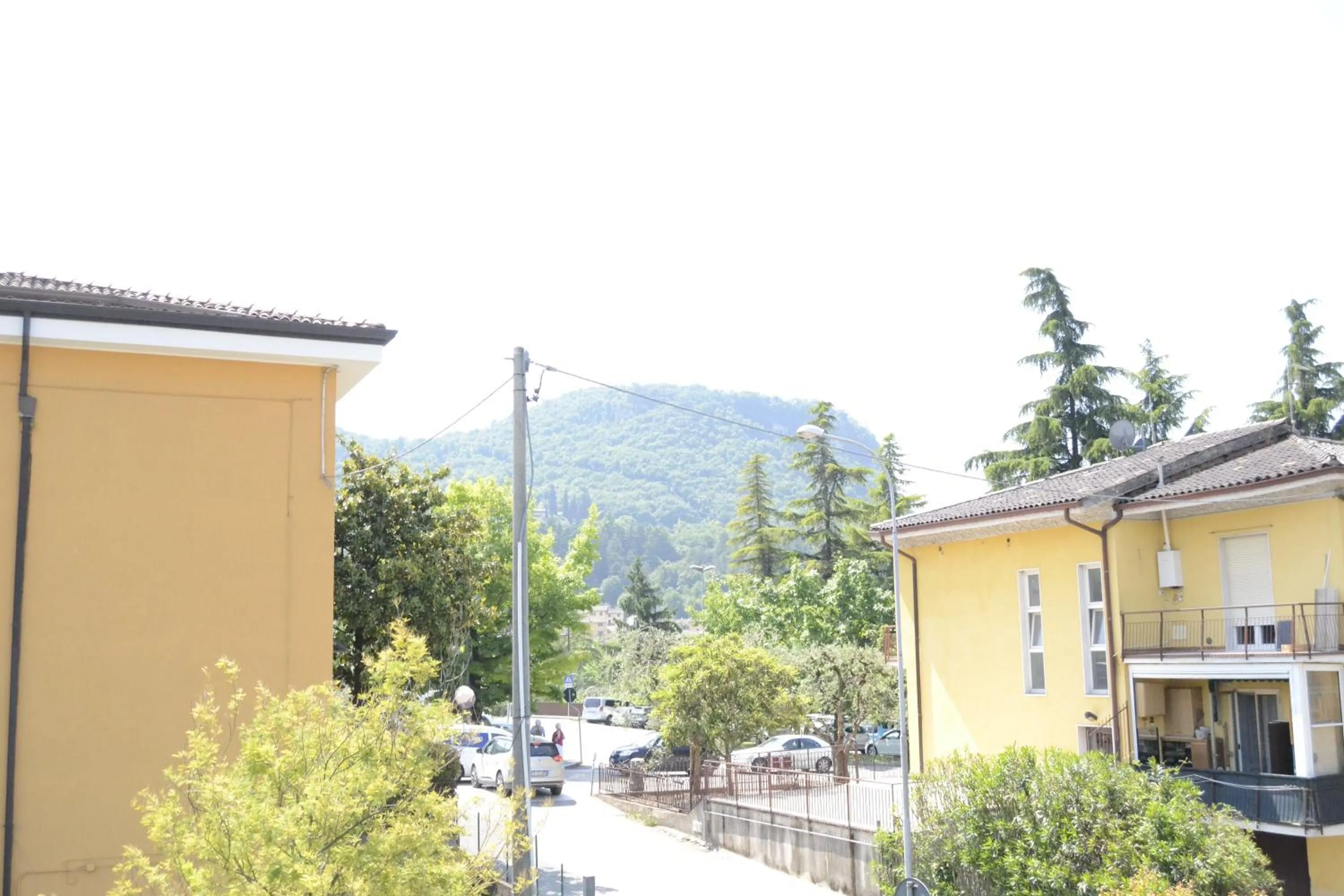 Mountain view in Il Sole e la Luna B&B in Garda