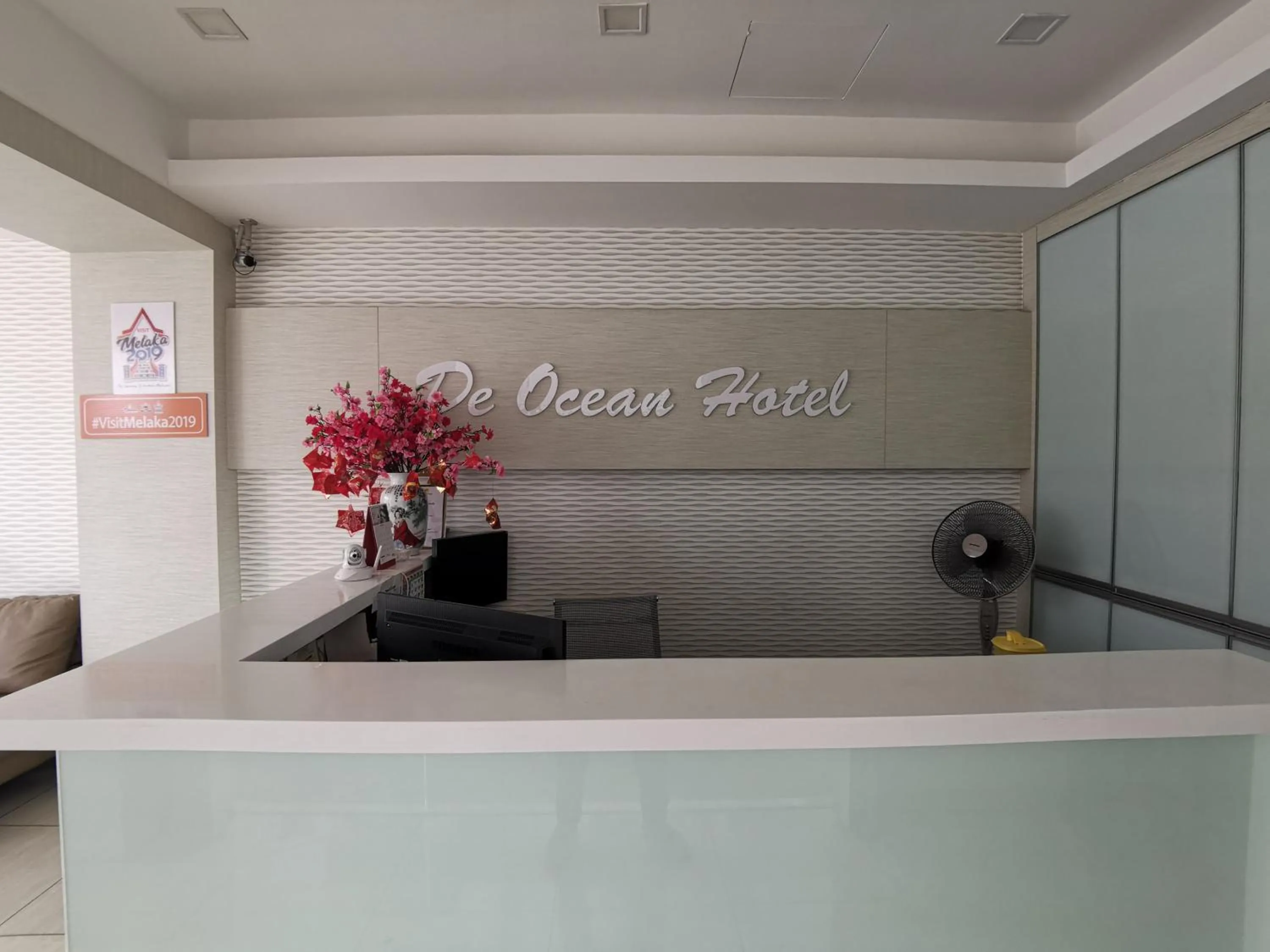 Property logo or sign in De Ocean Hotel